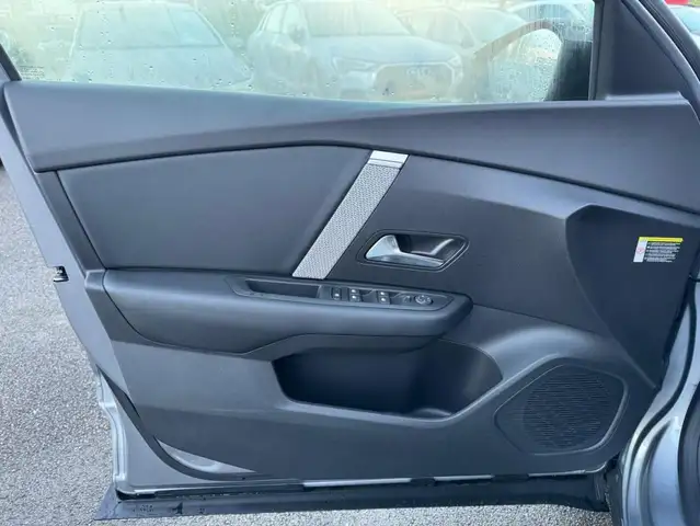 Citroen C4 view 7