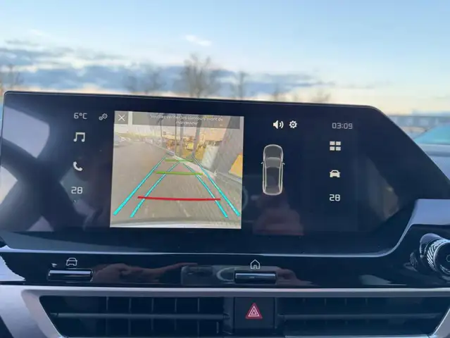 Citroen C4 view 13