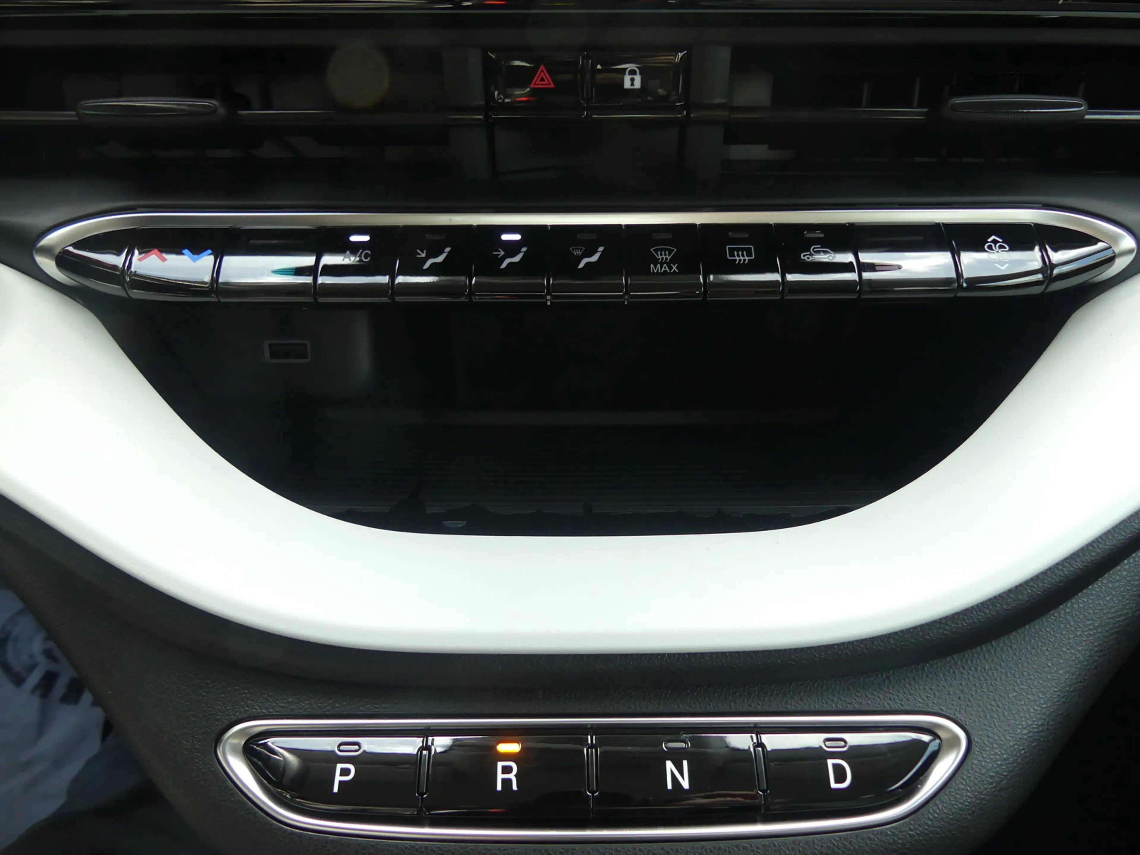 Fiat 500e Action 70KW Elektro KAM/NAVI/SITZH/DAB — photo 6