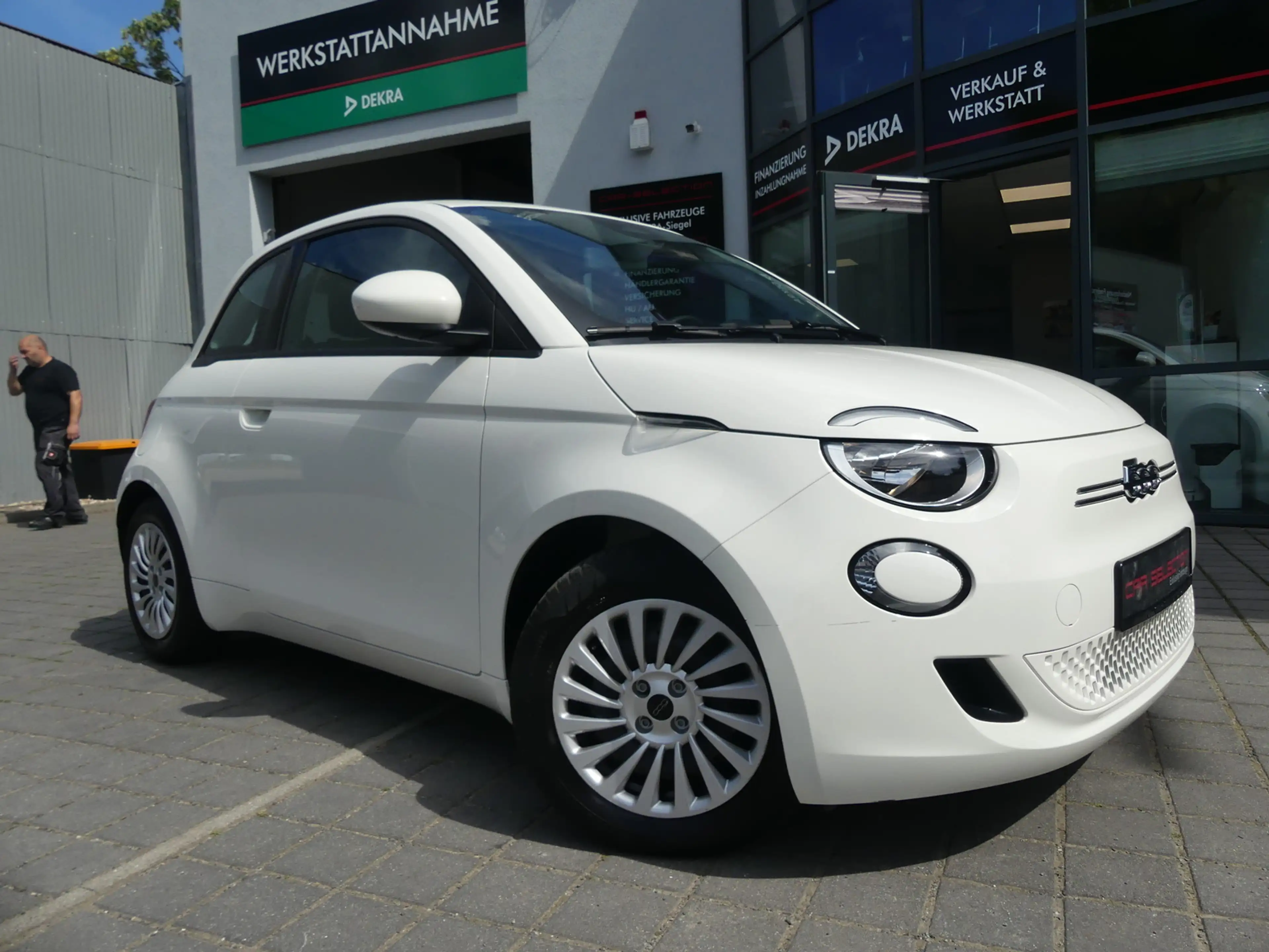 Fiat 500e Action 70KW Elektro KAM/NAVI/SITZH/DAB