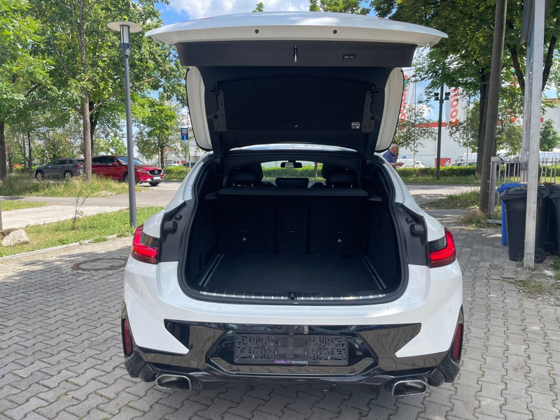 BMW X4 30d M-Sport*Laser*Panorama*Keyless*HuD* 360° — photo 9