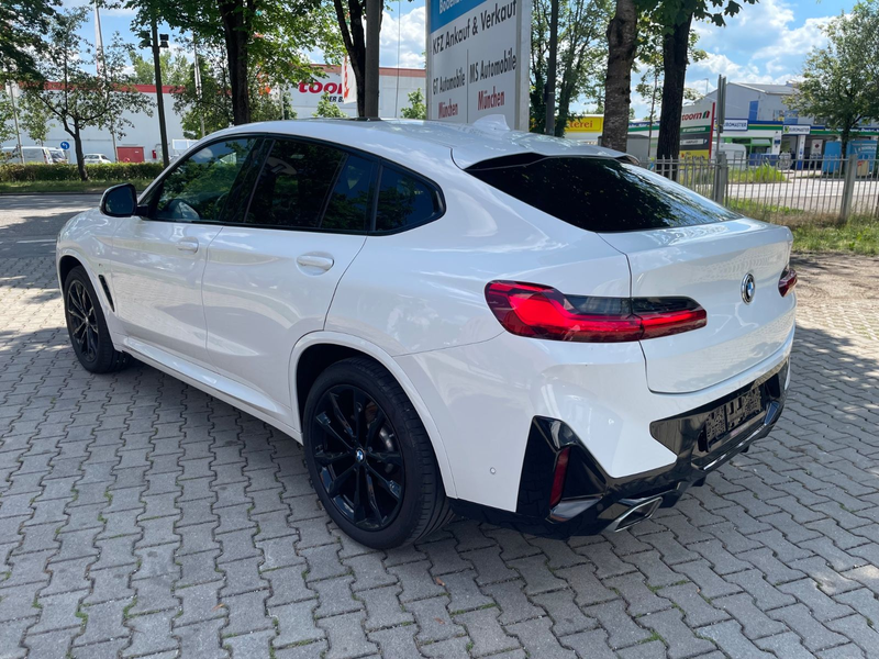 BMW X4 30d M-Sport*Laser*Panorama*Keyless*HuD* 360° — photo 3