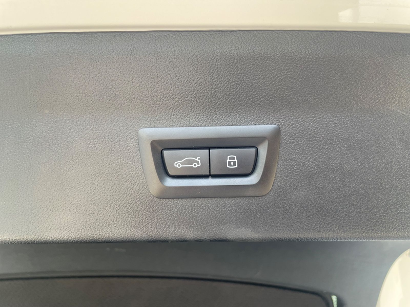 BMW X4 30d M-Sport*Laser*Panorama*Keyless*HuD* 360° — photo 10