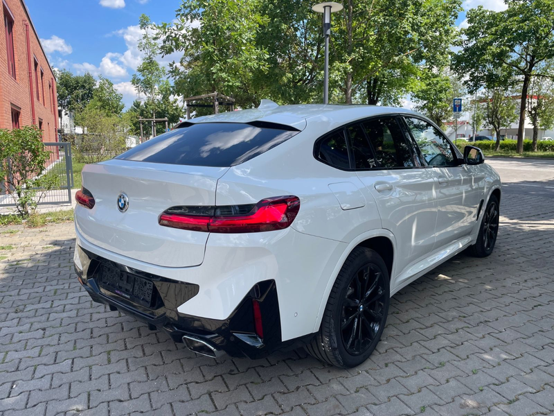 BMW X4 30d M-Sport*Laser*Panorama*Keyless*HuD* 360° — photo 5