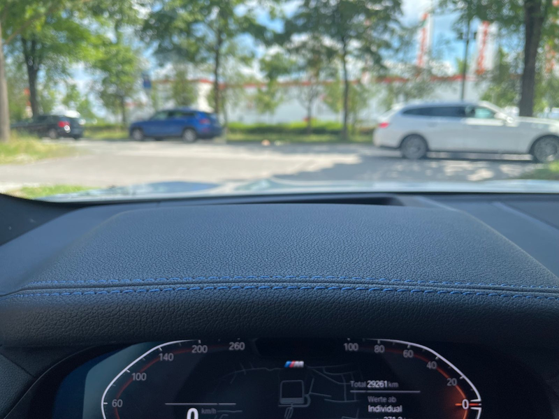 BMW X4 30d M-Sport*Laser*Panorama*Keyless*HuD* 360° — photo 14