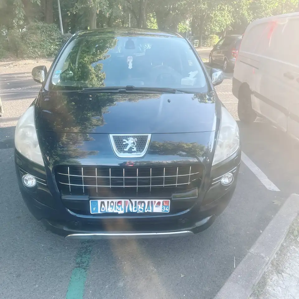 Peugeot 3008 2.0 HDi 16V 150ch FAP Premium Pack