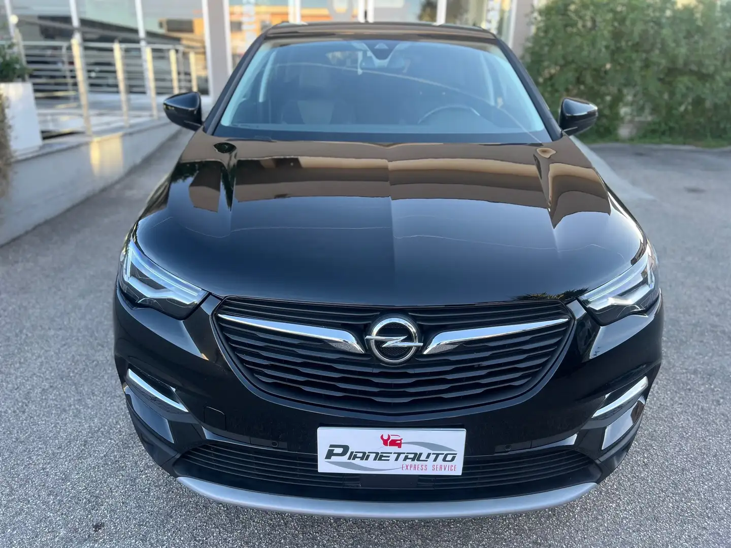 Opel Grandland X 1.6 ecotec 120cv autom. ADVANCE LED/NAVI/PDC PERF. Noir - 2