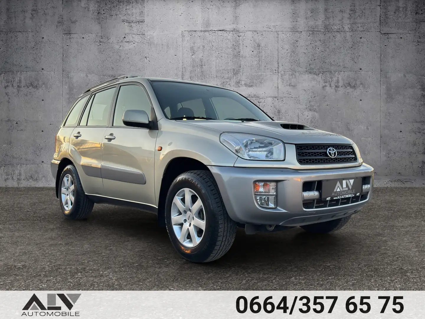 Toyota RAV 4 RAV 4 D-4D 4x4 Gelb - 1