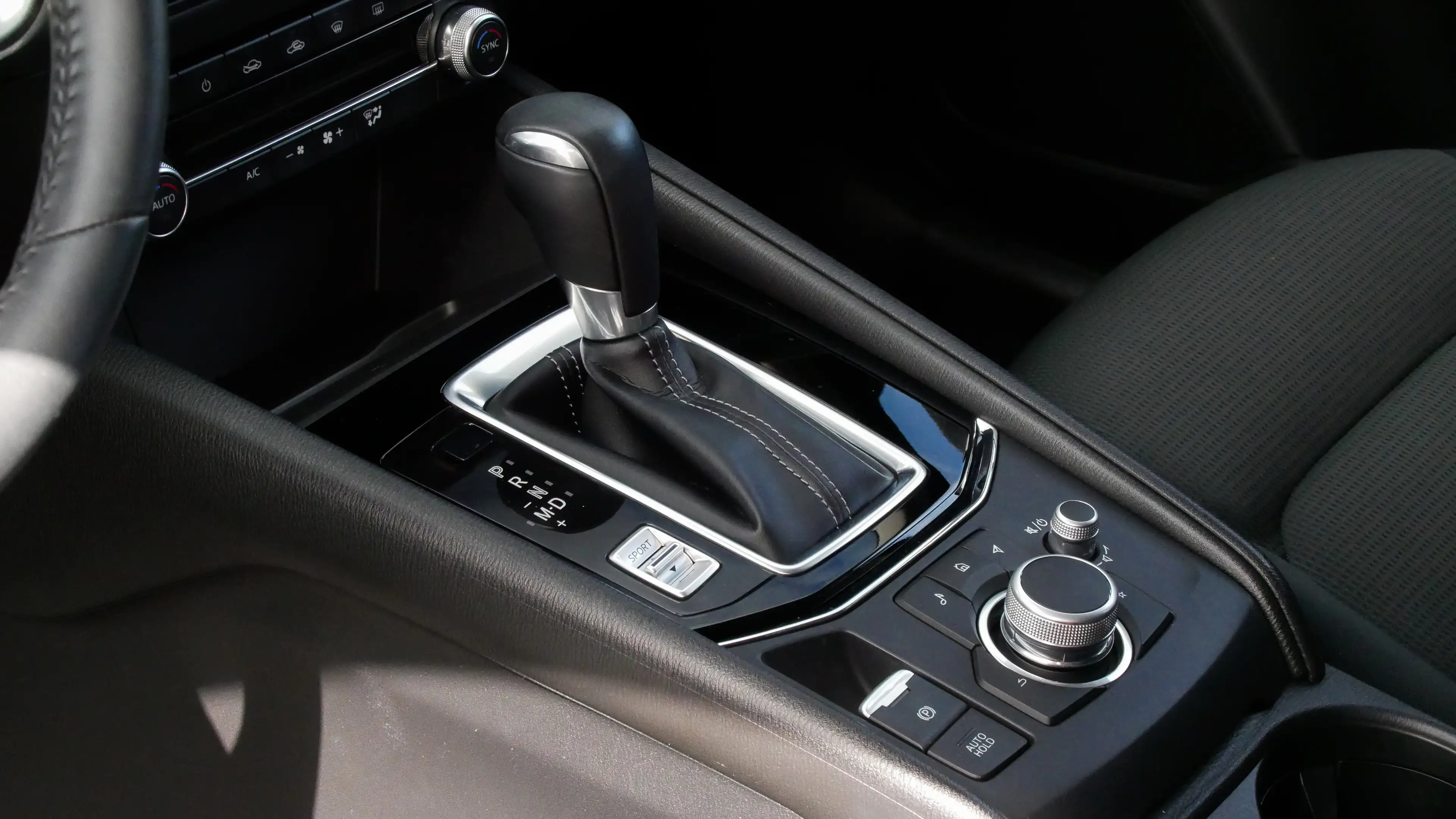 Mazda CX-5 2.0L SKYACTIV G 165 2WD Advantage — photo 11