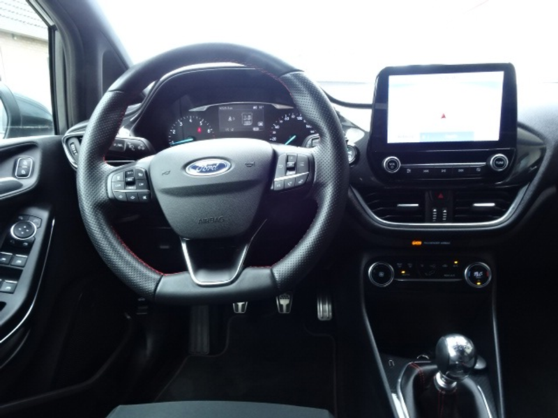 Ford Fiesta 1.0 EcoBoost ST-Line — photo 14