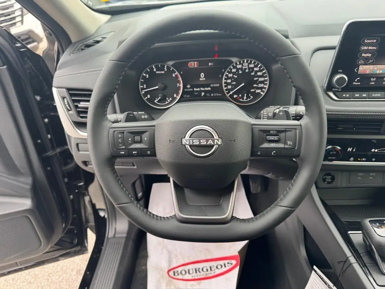 Nissan Rogue снимка Nissan Rogue