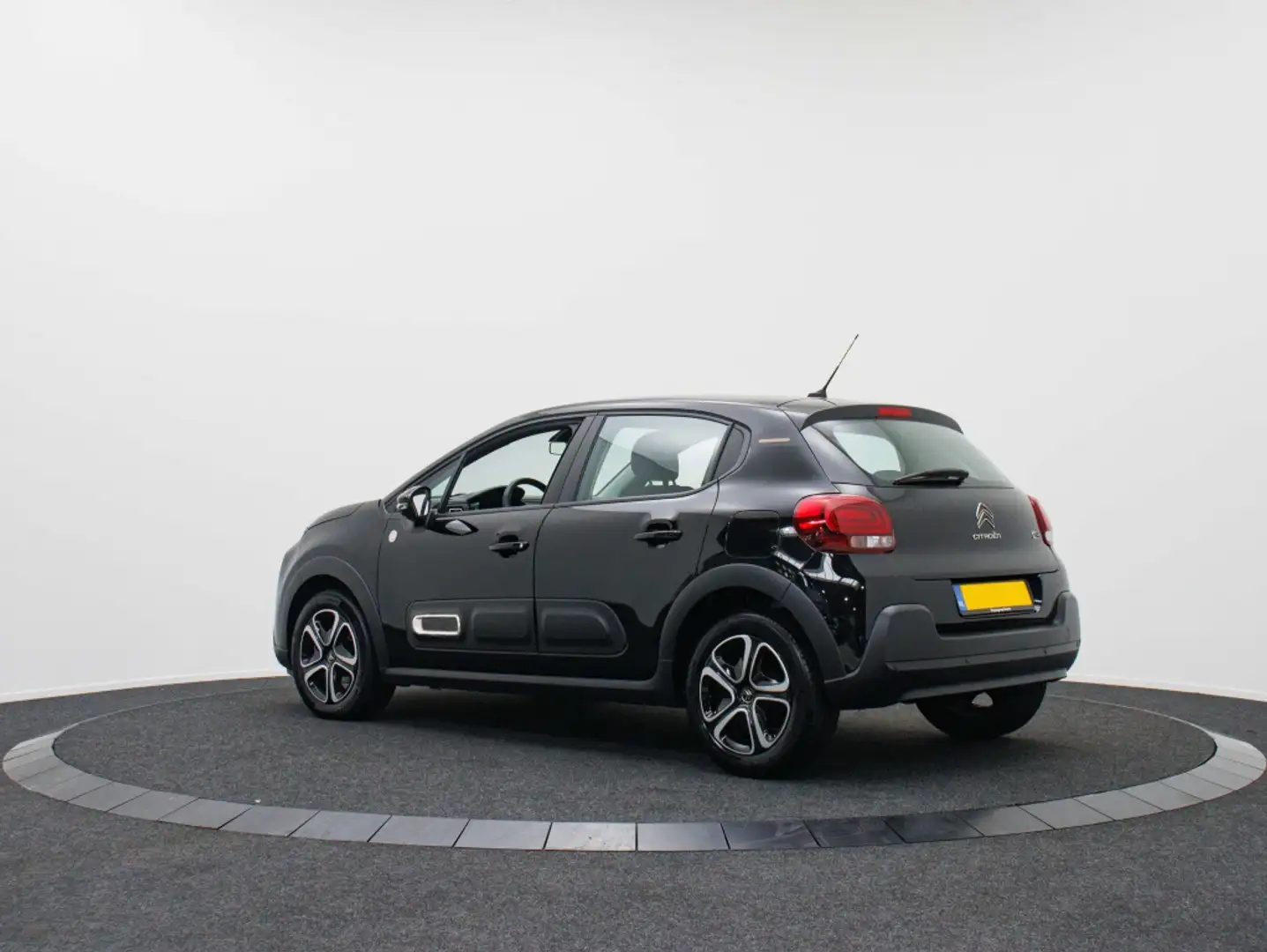 Citroen C3 1.2 PT Feel | Navigatie via App | Climate control Zwart - 2