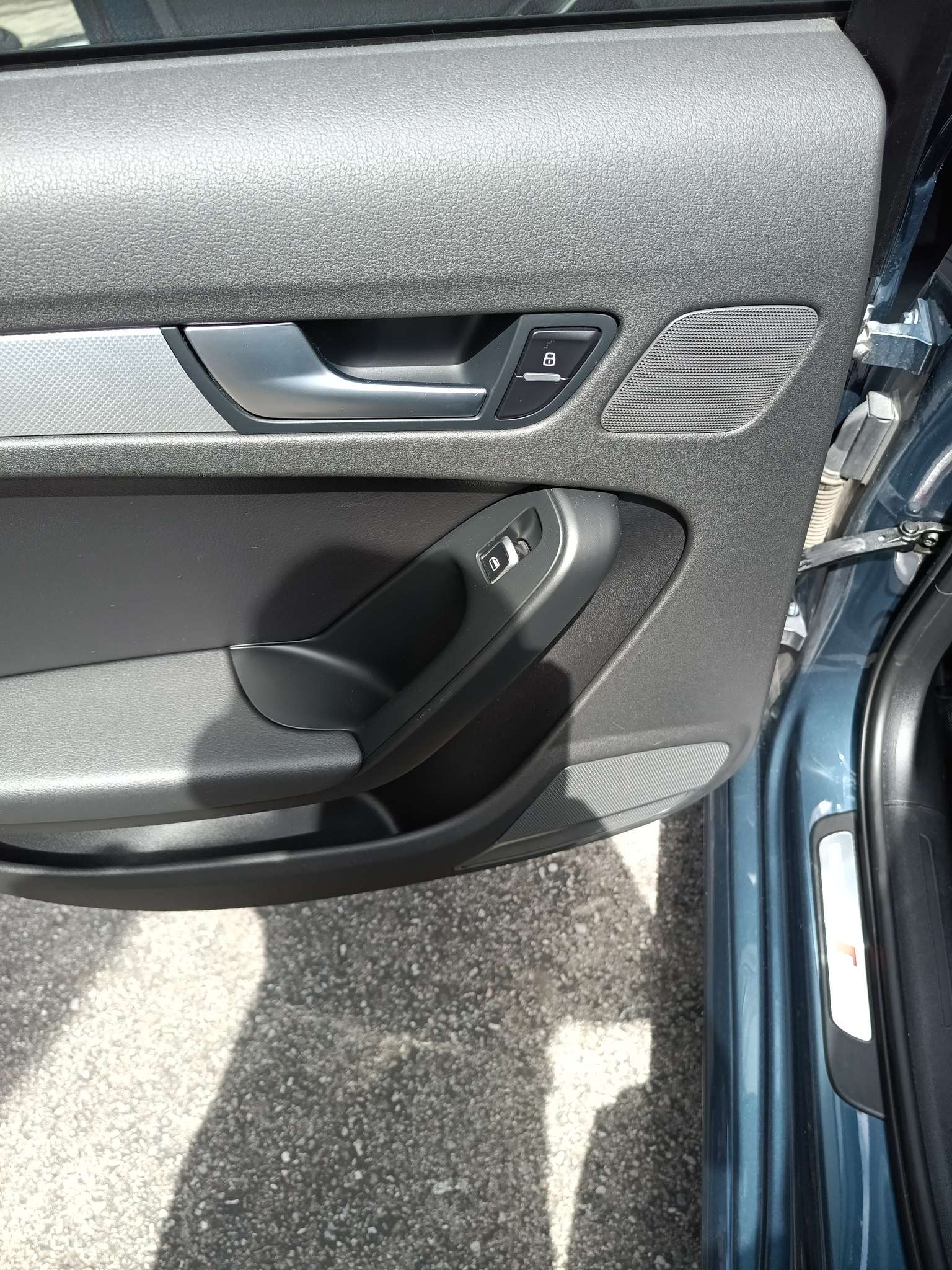 2015 Audi A4 4dr Sdn Auto Progressiv plus quattro thumb 8