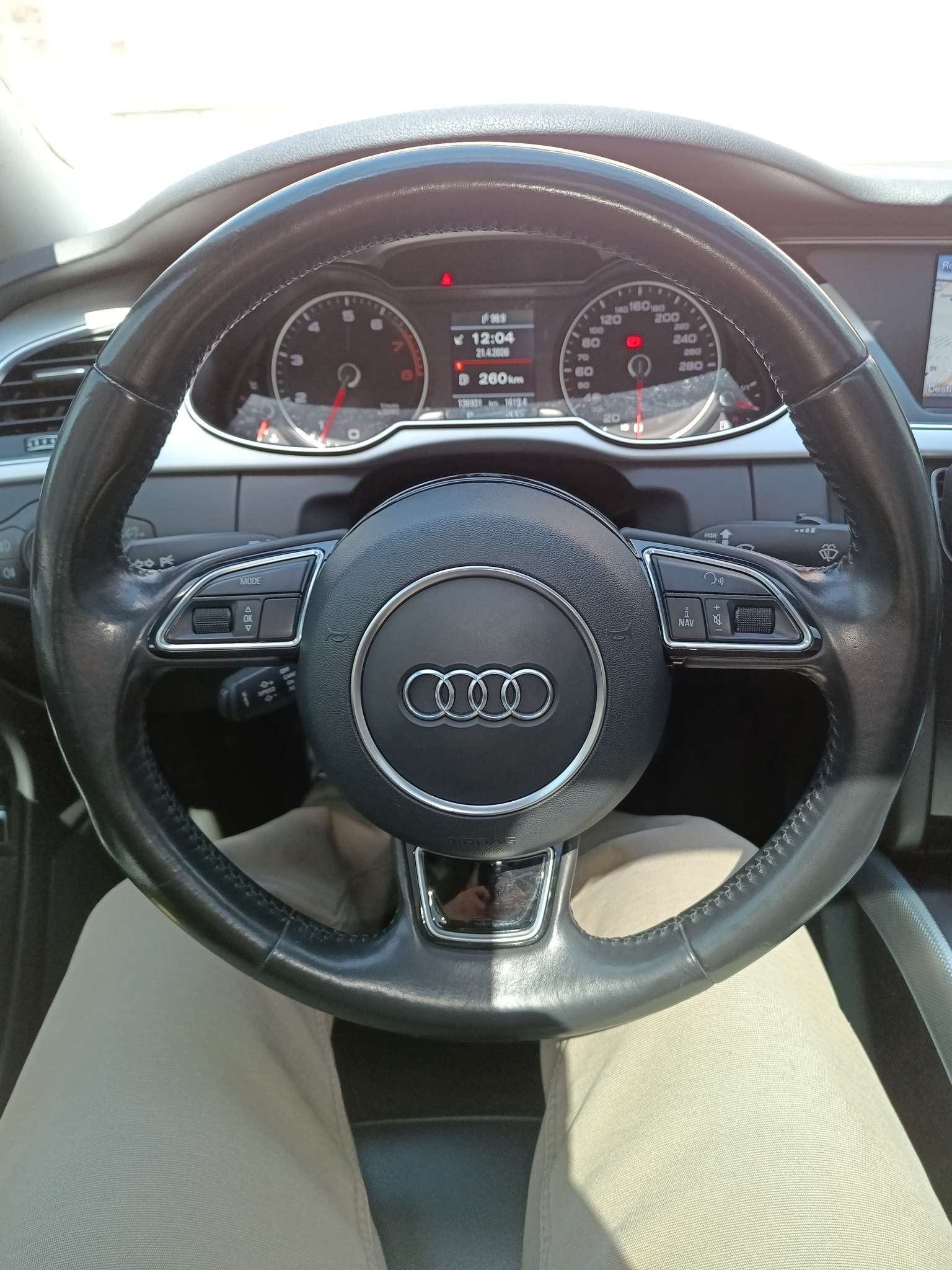 2015 Audi A4 4dr Sdn Auto Progressiv plus quattro thumb 6