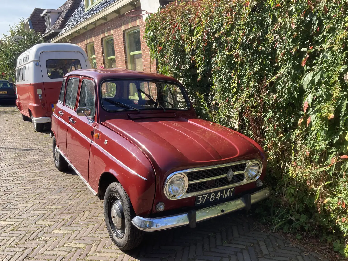 Renault R 4 de luxe - 2