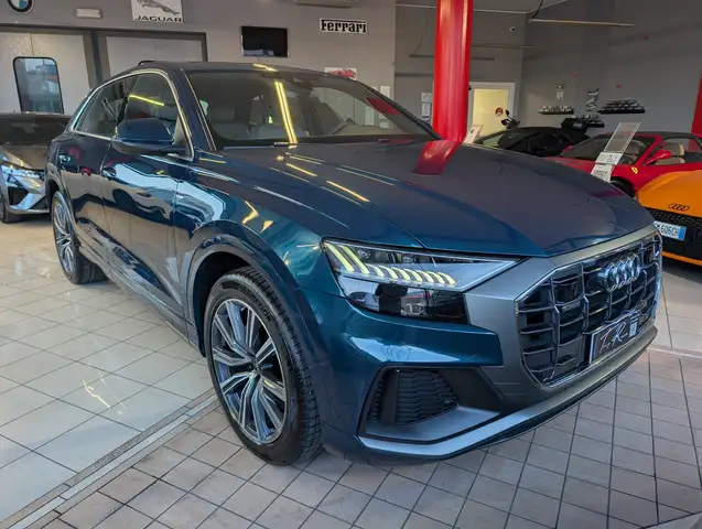 Audi Q8 45 3.0 tdi mhev quattro S LINE IVA ESPOSTA