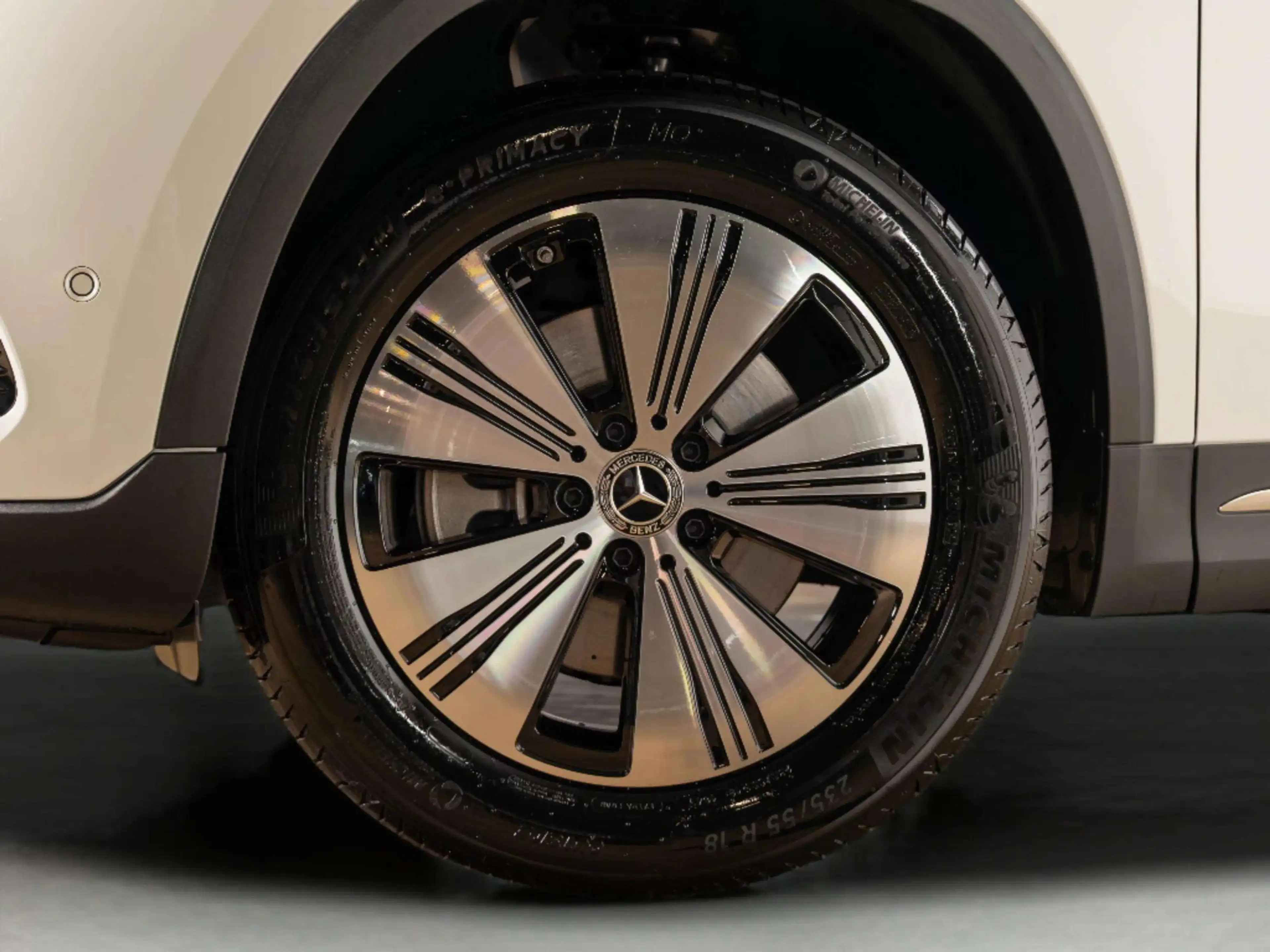 Mercedes-Benz EQA 250 250+ Business Solution 71 kWh | Panorama dak — photo 7