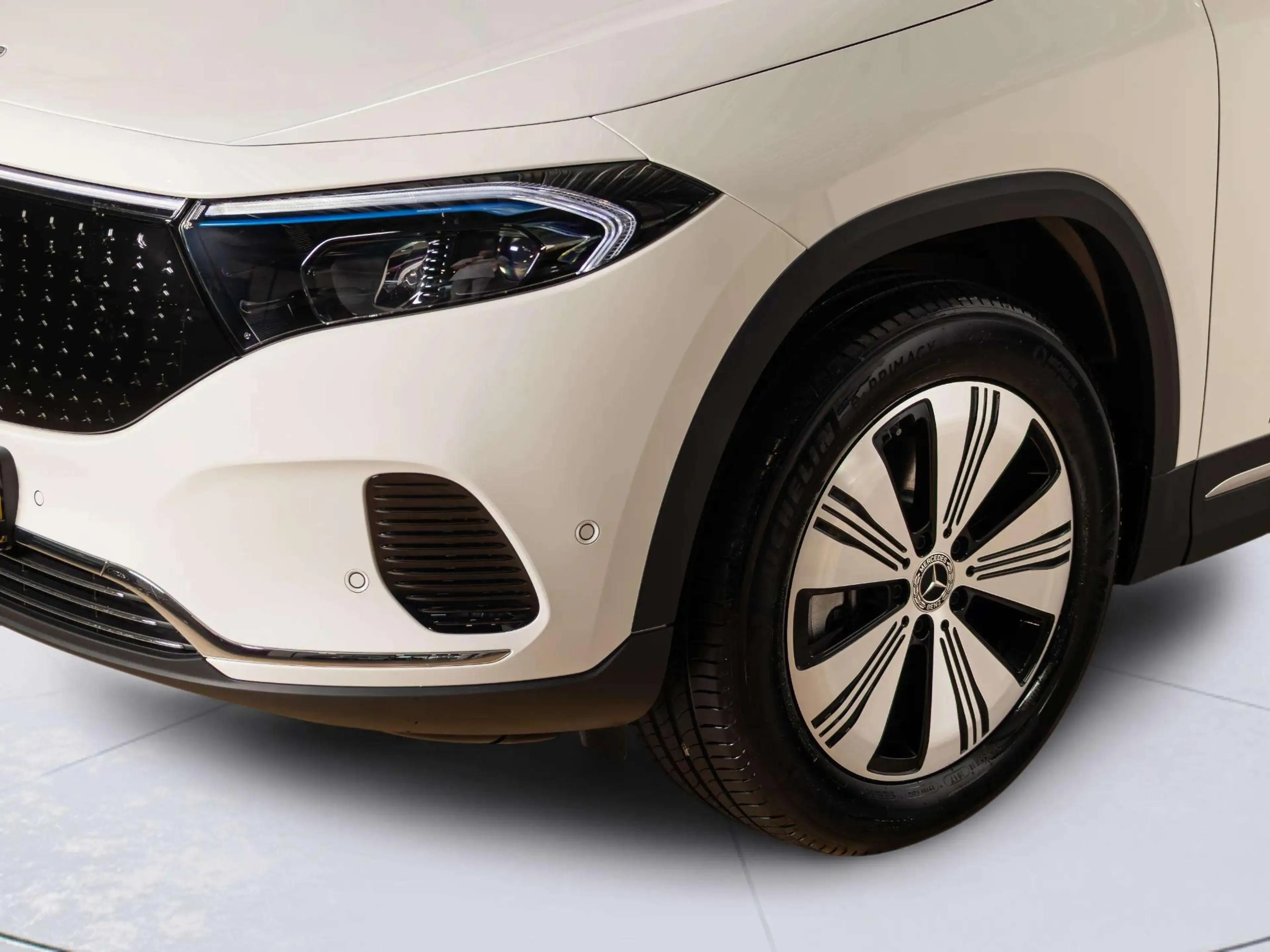 Mercedes-Benz EQA 250 250+ Business Solution 71 kWh | Panorama dak — photo 6
