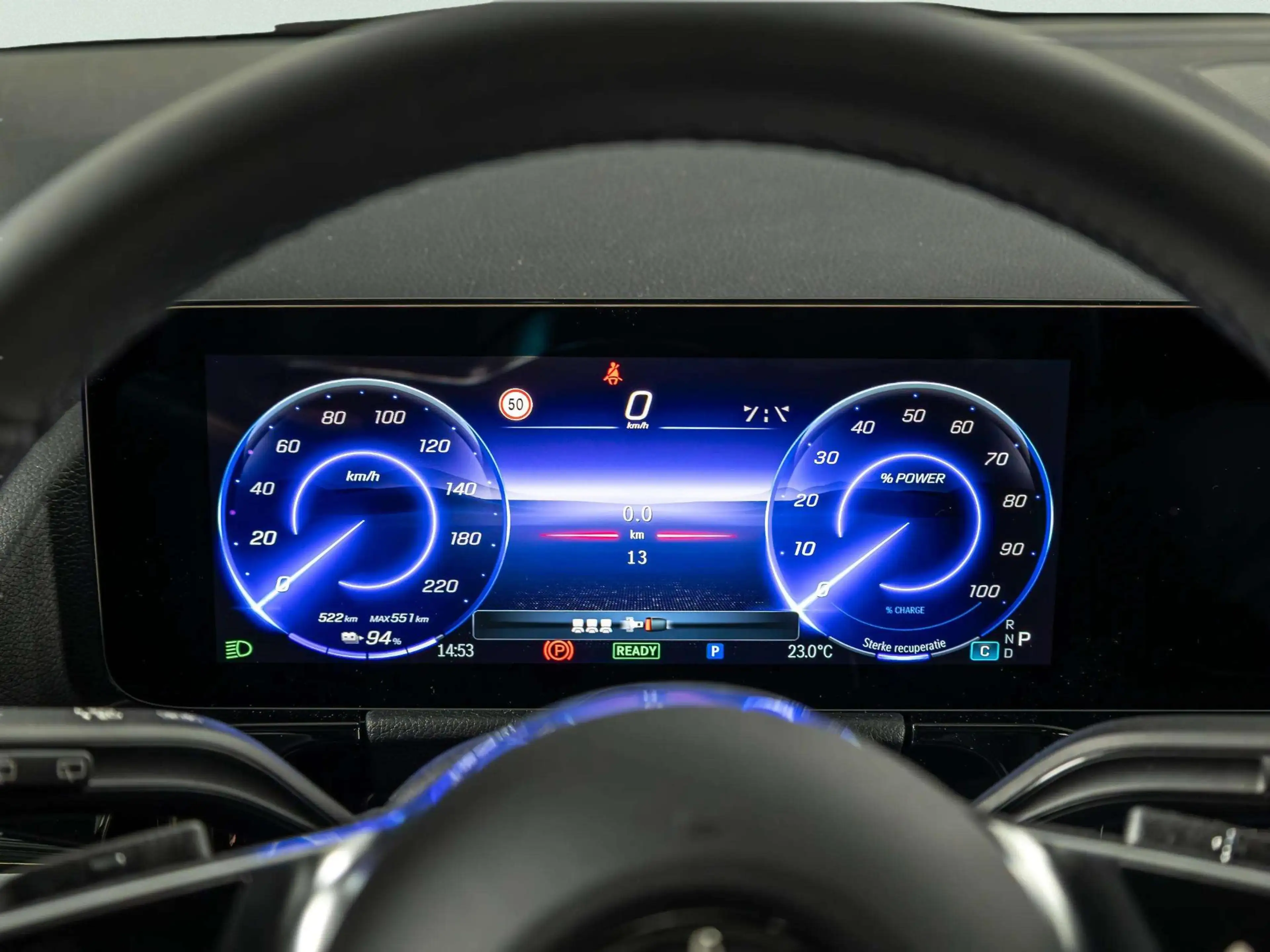 Mercedes-Benz EQA 250 250+ Business Solution 71 kWh | Panorama dak — photo 14
