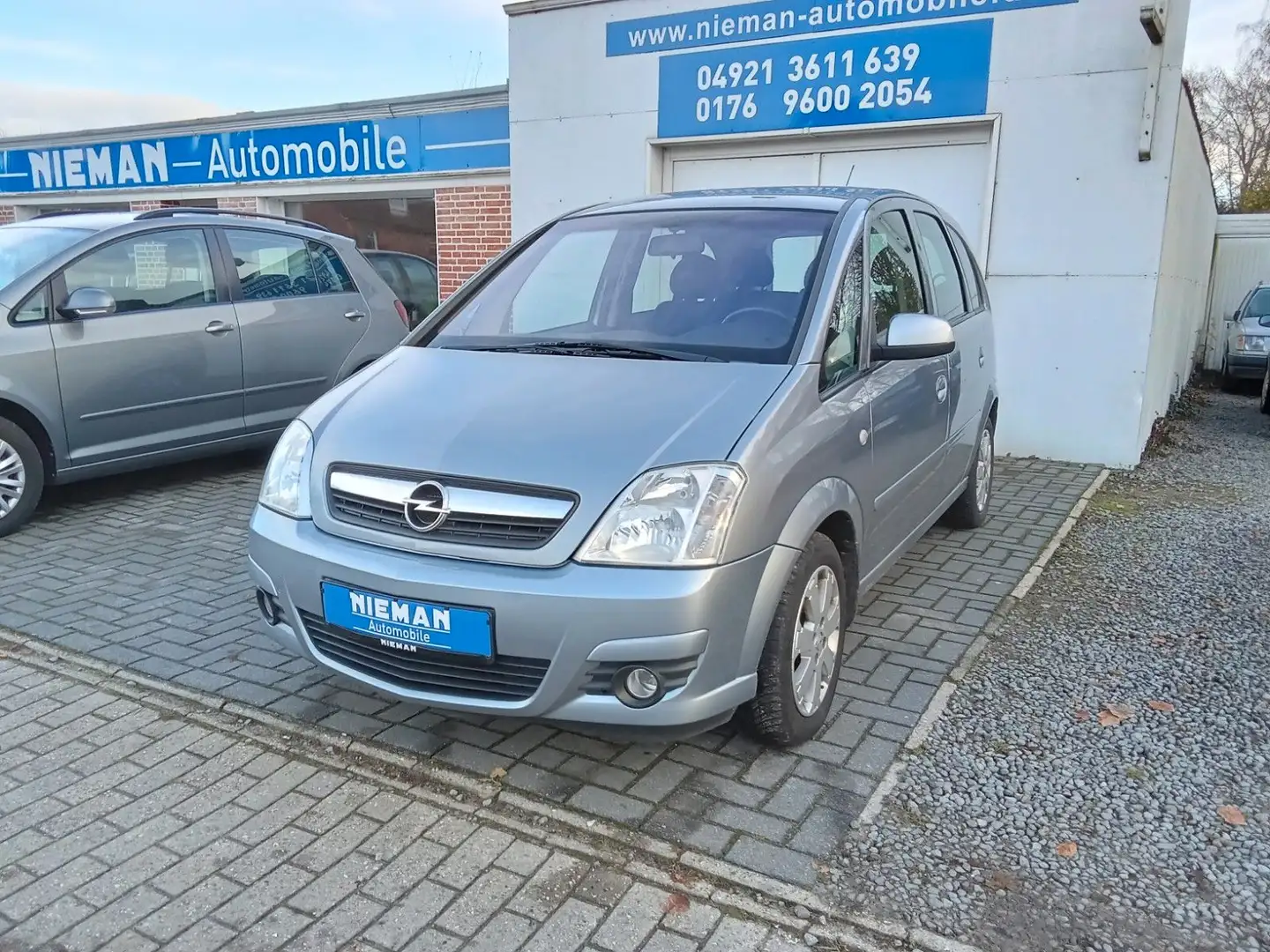Opel Meriva Tüv NEU,1JAHR GEWÄHRLEISTUNG Silber - 1