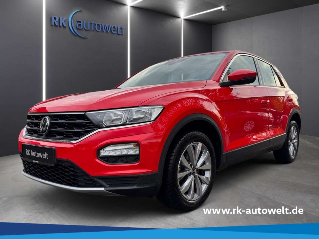 Volkswagen T-Roc 2021 — Style 1.5 TSI DSG Navi Climatronic Sitzheizung
