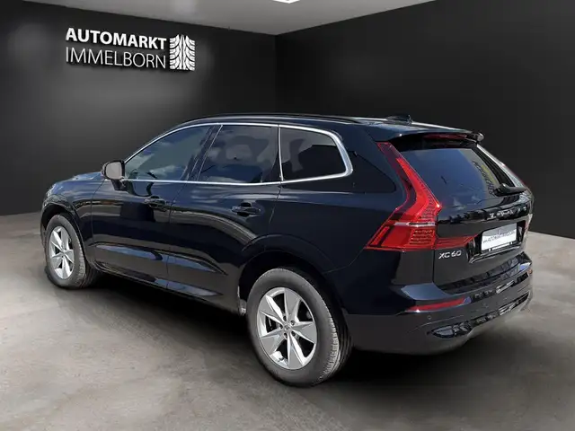 Volvo XC60 view 5