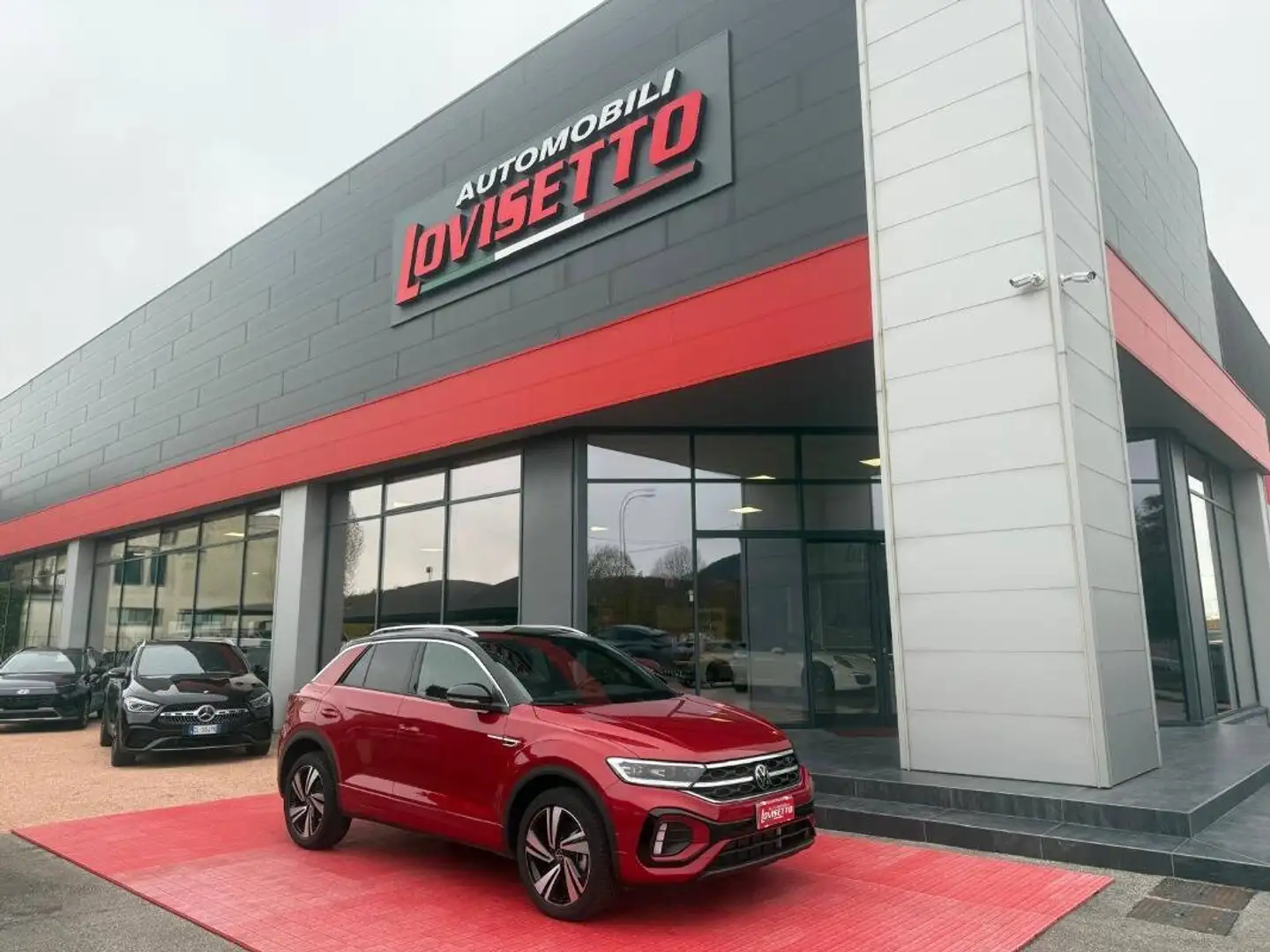 Volkswagen T-Roc 2.0 tdi R-Line 150cv dsg Rouge - 1