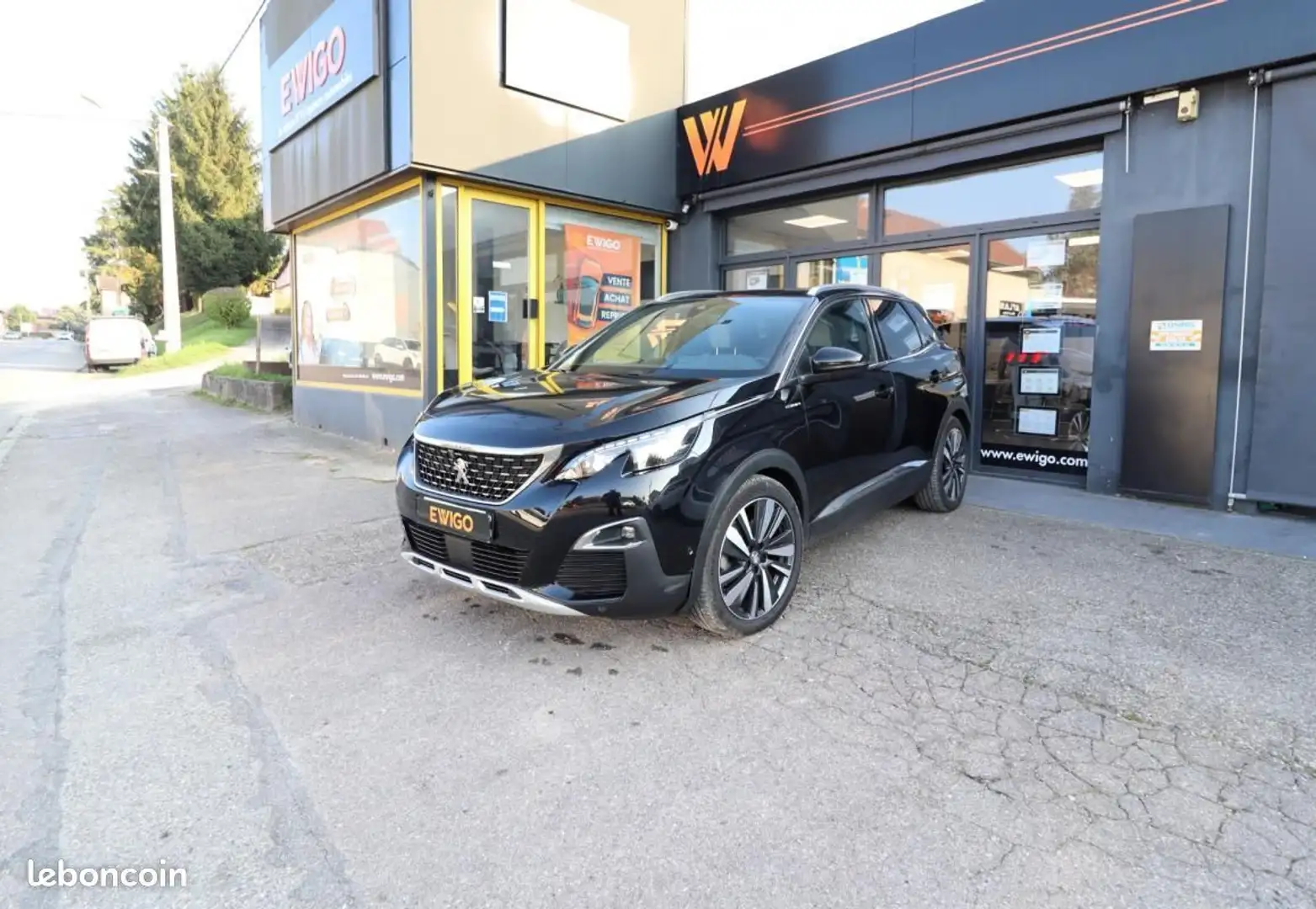 Peugeot 3008 GENERATION-II 1.6 HYBRID4 300CH 200 PHEV GT 4X4 E-EAT BVA + TOIT OUVRANT SIEGES CO... Negro - 1