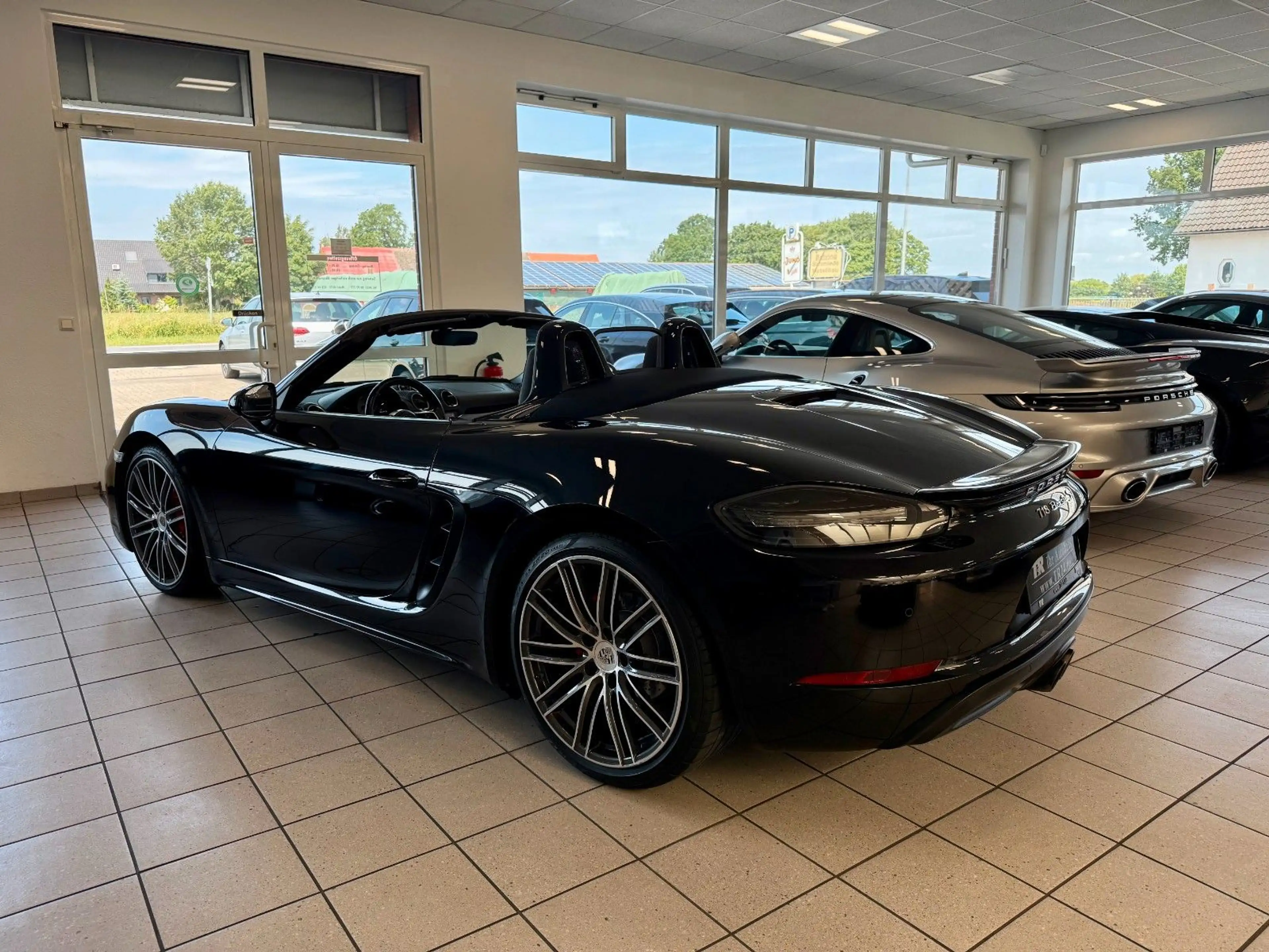 Porsche Boxster 718 Boxster S PDK Sportabgas/BOSE/20"/APPROVED — photo 5
