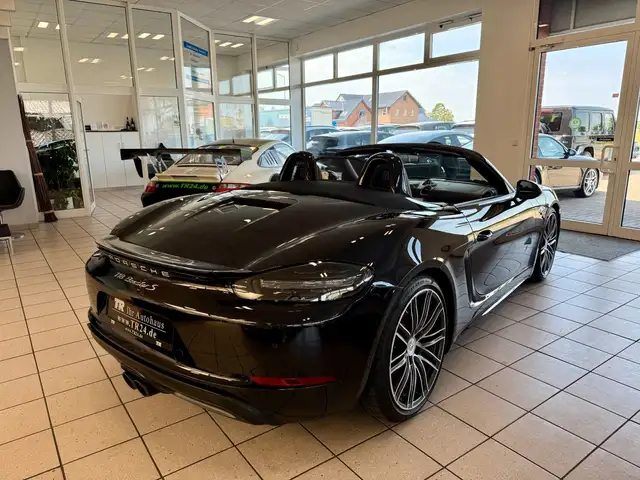Porsche Boxster view 7