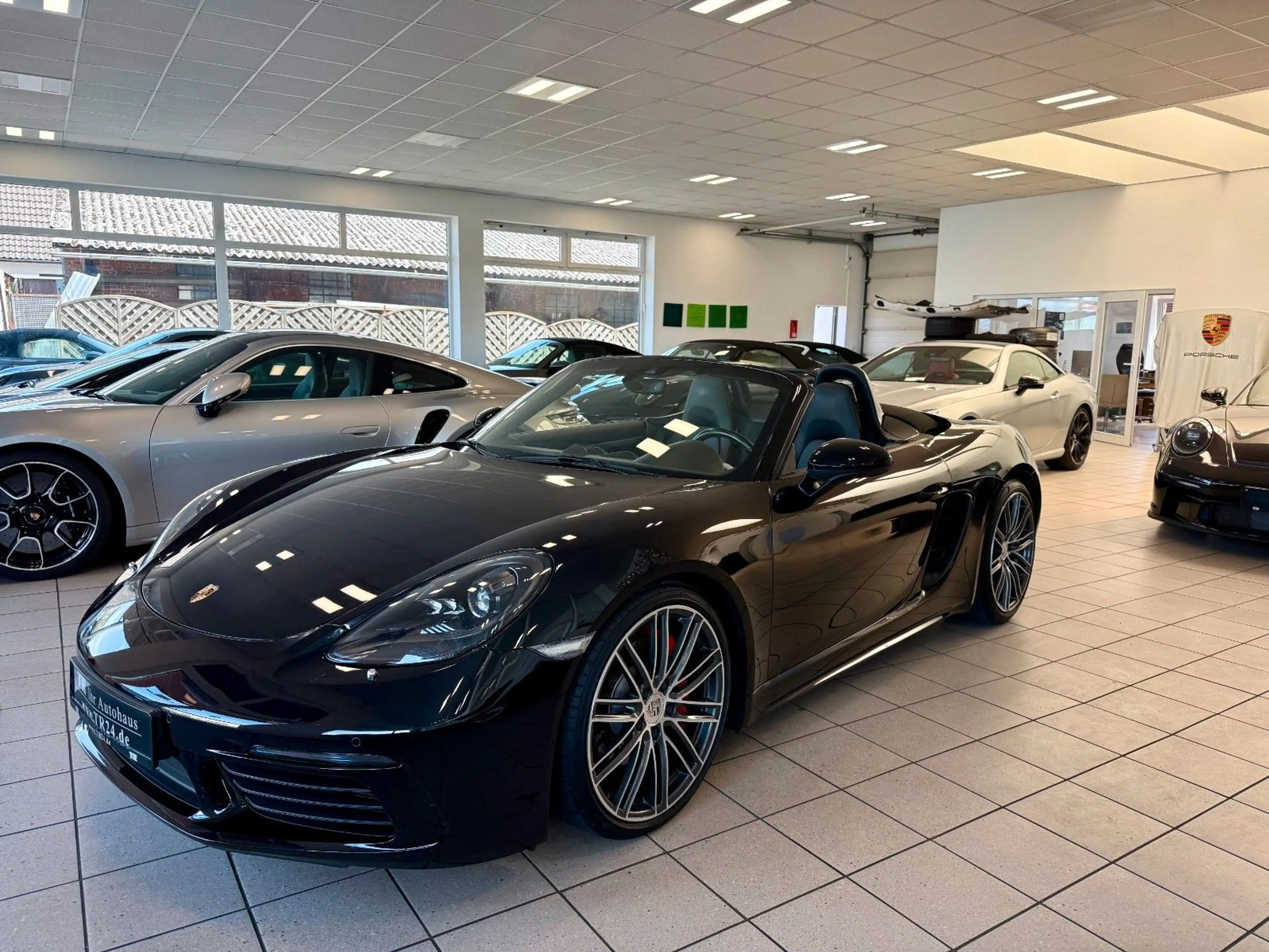 Porsche Boxster 718 Boxster S PDK Sportabgas/BOSE/20"/APPROVED — photo 3