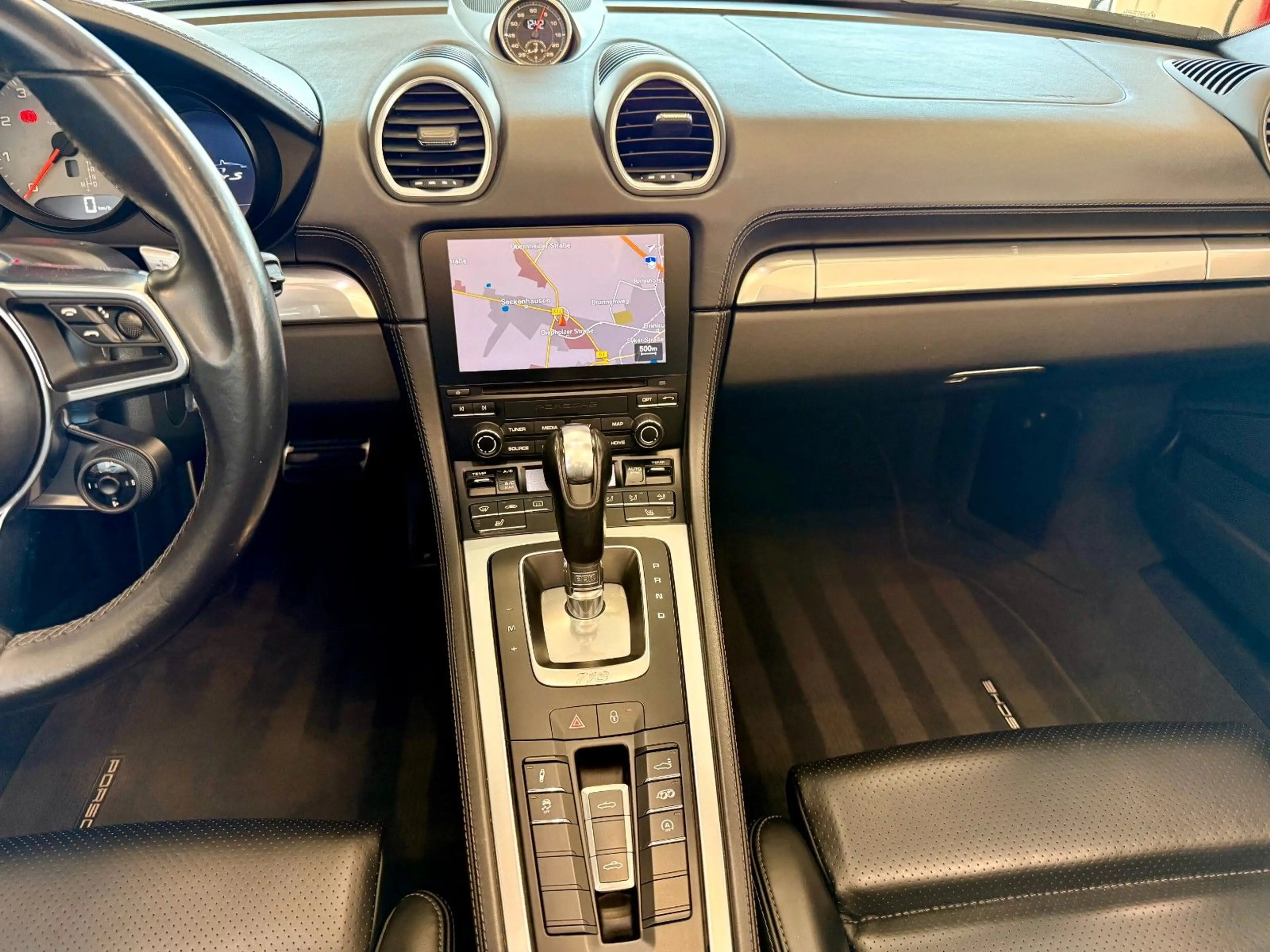 Porsche Boxster 718 Boxster S PDK Sportabgas/BOSE/20"/APPROVED — photo 15