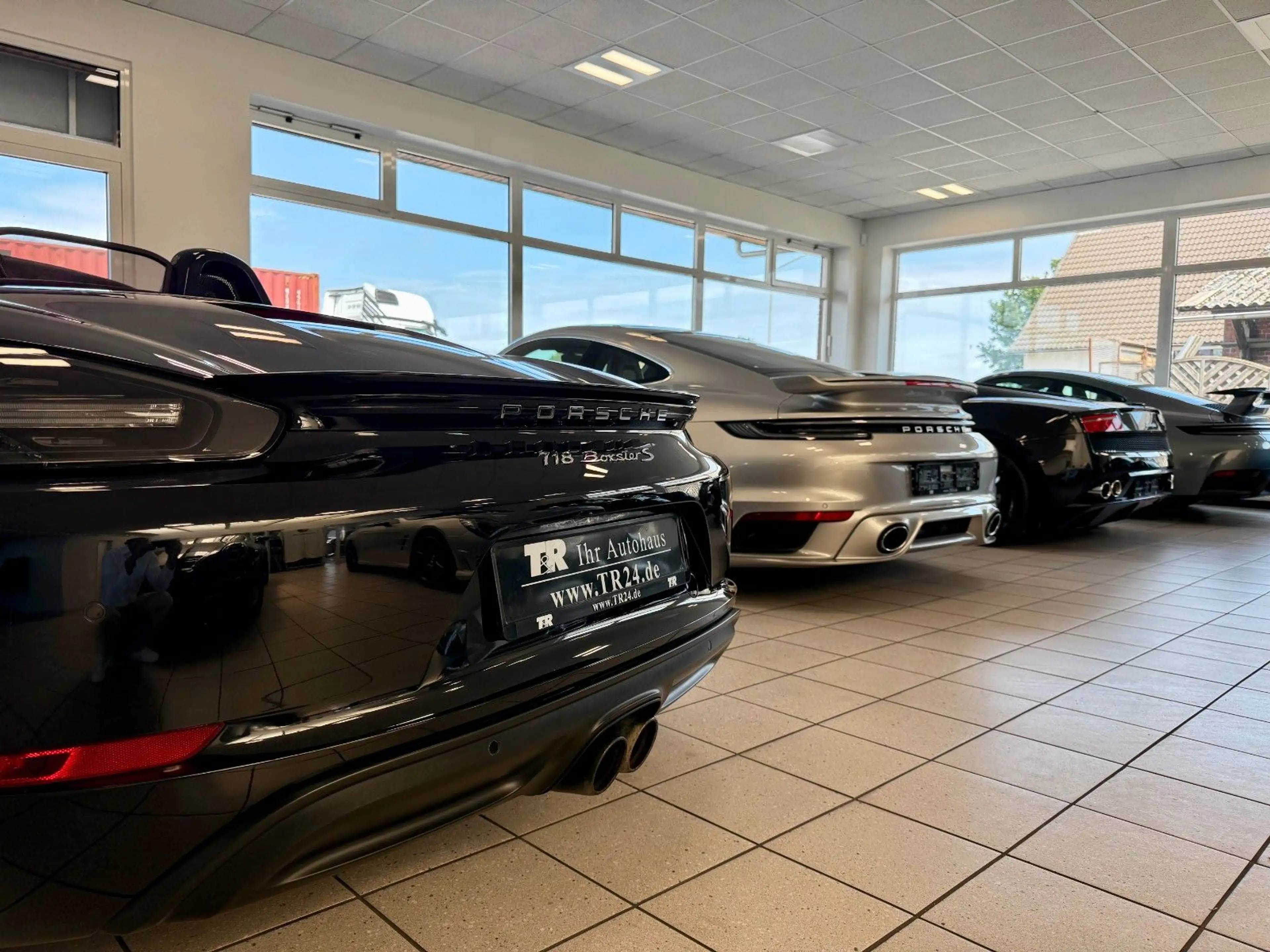 Porsche Boxster 718 Boxster S PDK Sportabgas/BOSE/20"/APPROVED — photo 8