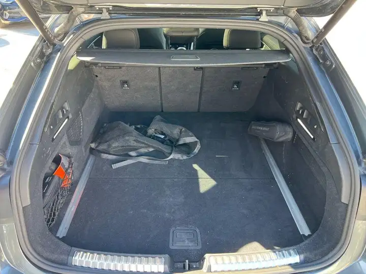 Audi A6 2025, foto 20