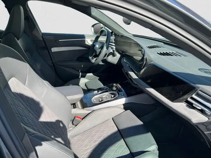 Audi A6 2025, foto 9