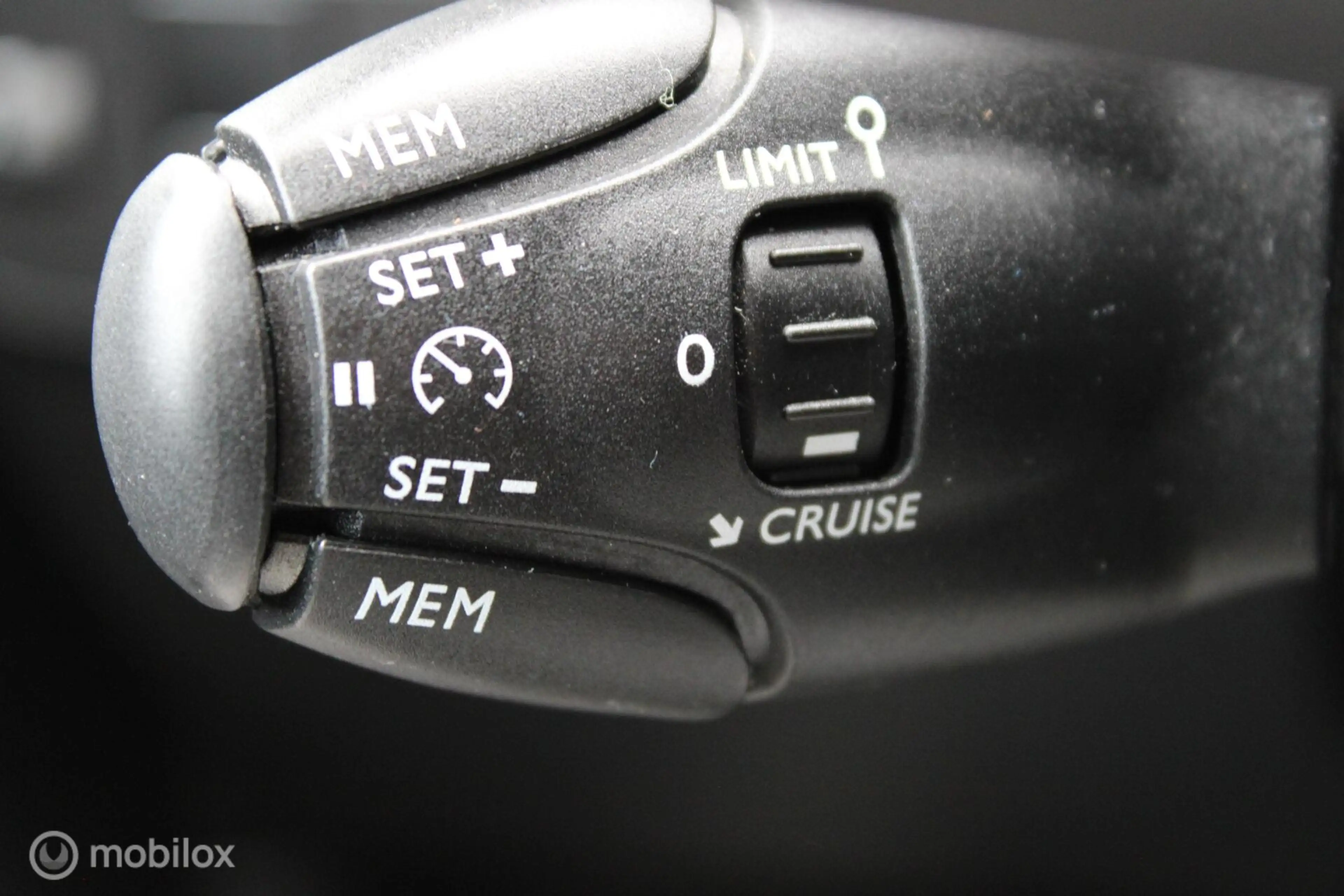 Citroen C3 1.2 PureTech Feel, Pdc, Full Led verlichting, Navi — photo 22