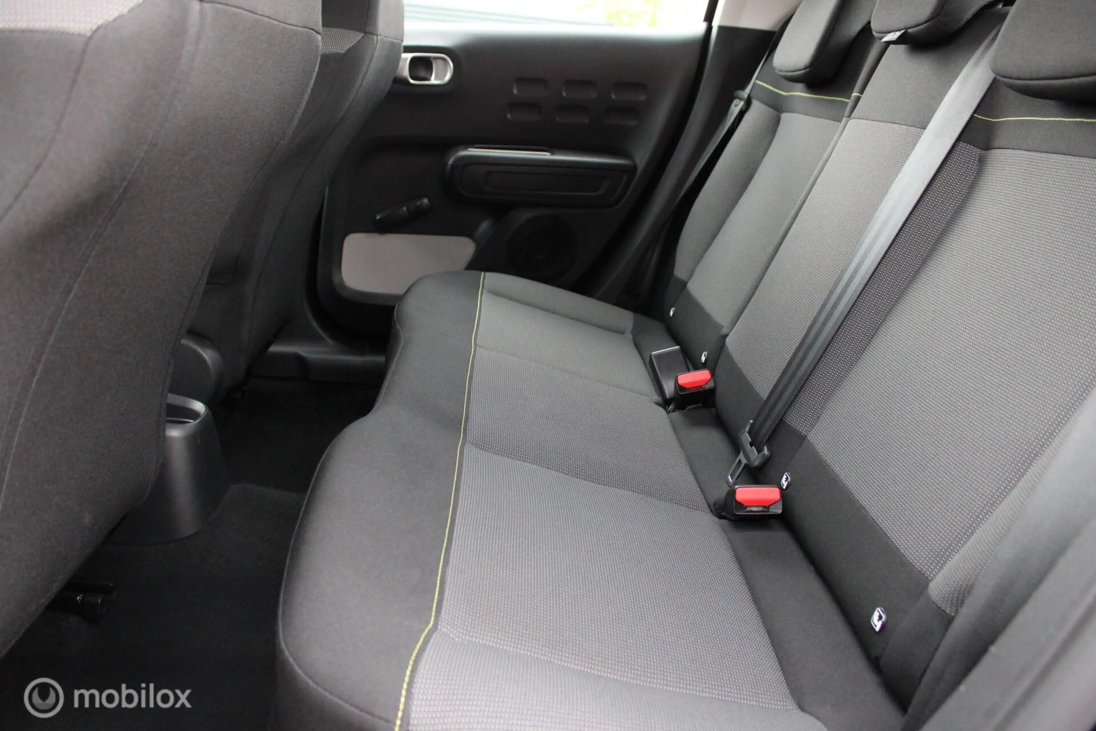 Citroen C3 1.2 PureTech Feel, Pdc, Full Led verlichting, Navi — photo 29