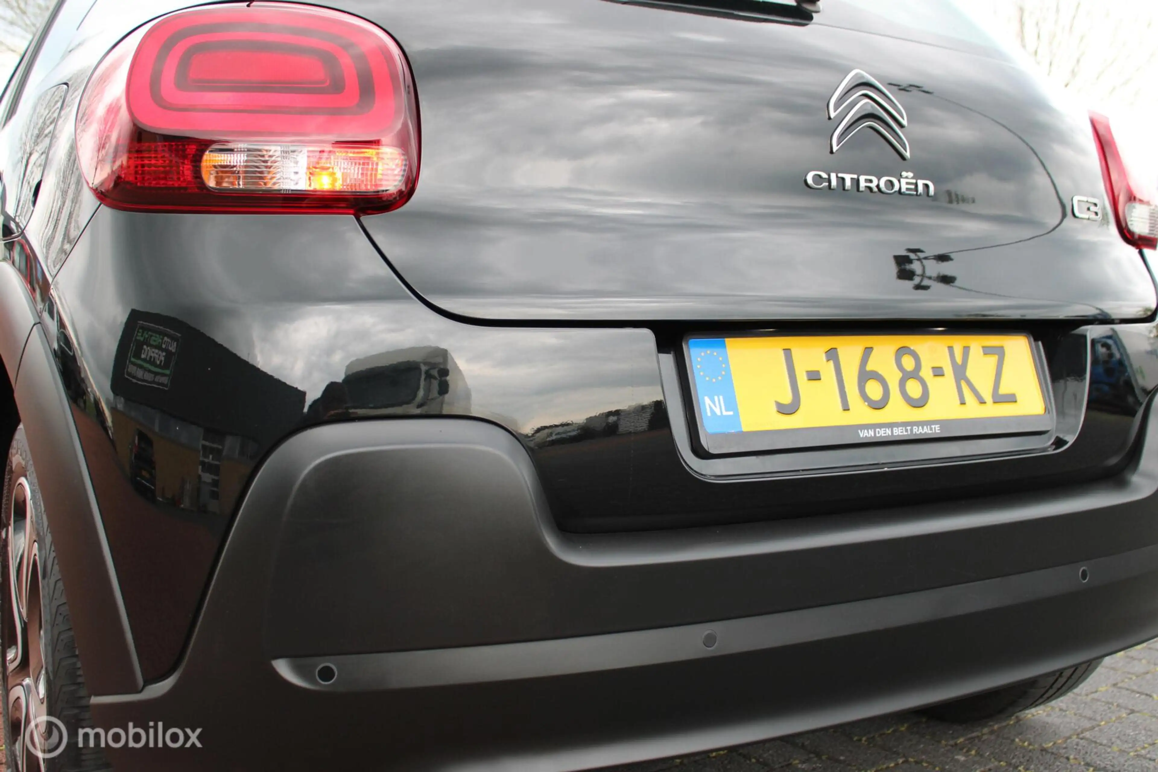 Citroen C3 1.2 PureTech Feel, Pdc, Full Led verlichting, Navi — photo 36