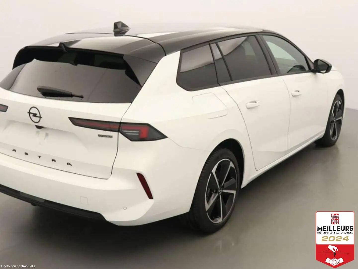 Opel Astra ASTRA ST (SPORTS TOURER) Gs 1.6 HYBRID 180 Blanc - 2