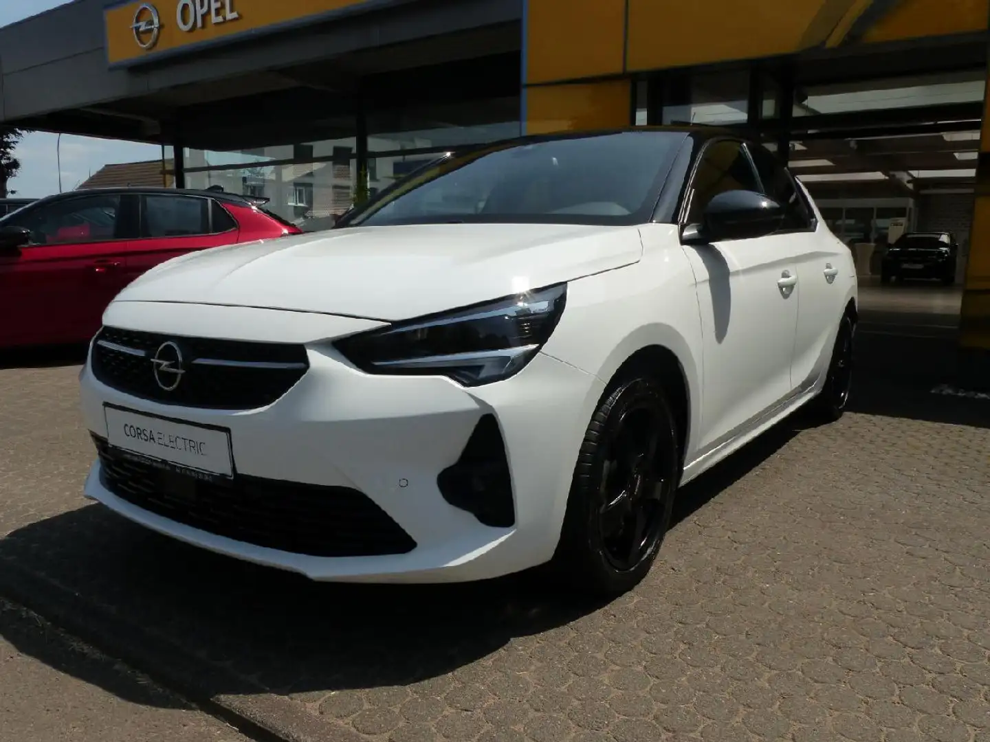 Opel Corsa-e e GS Line Weiß - 2