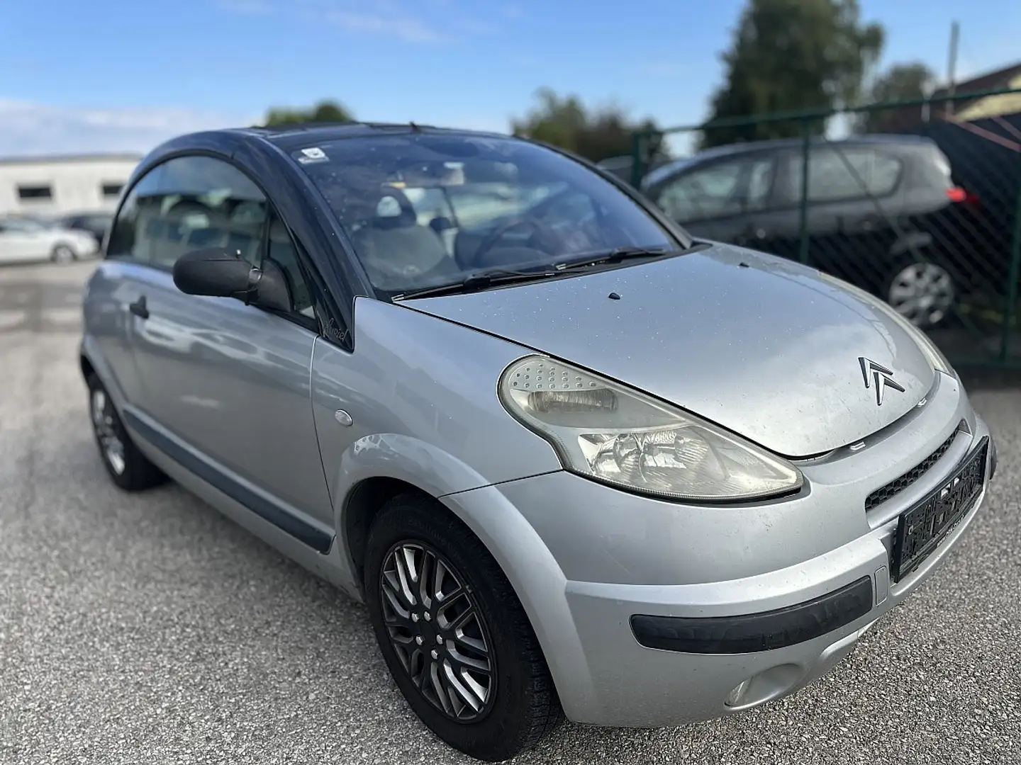 Citroen C3 Pluriel 1,6i Aut. Silber - 2