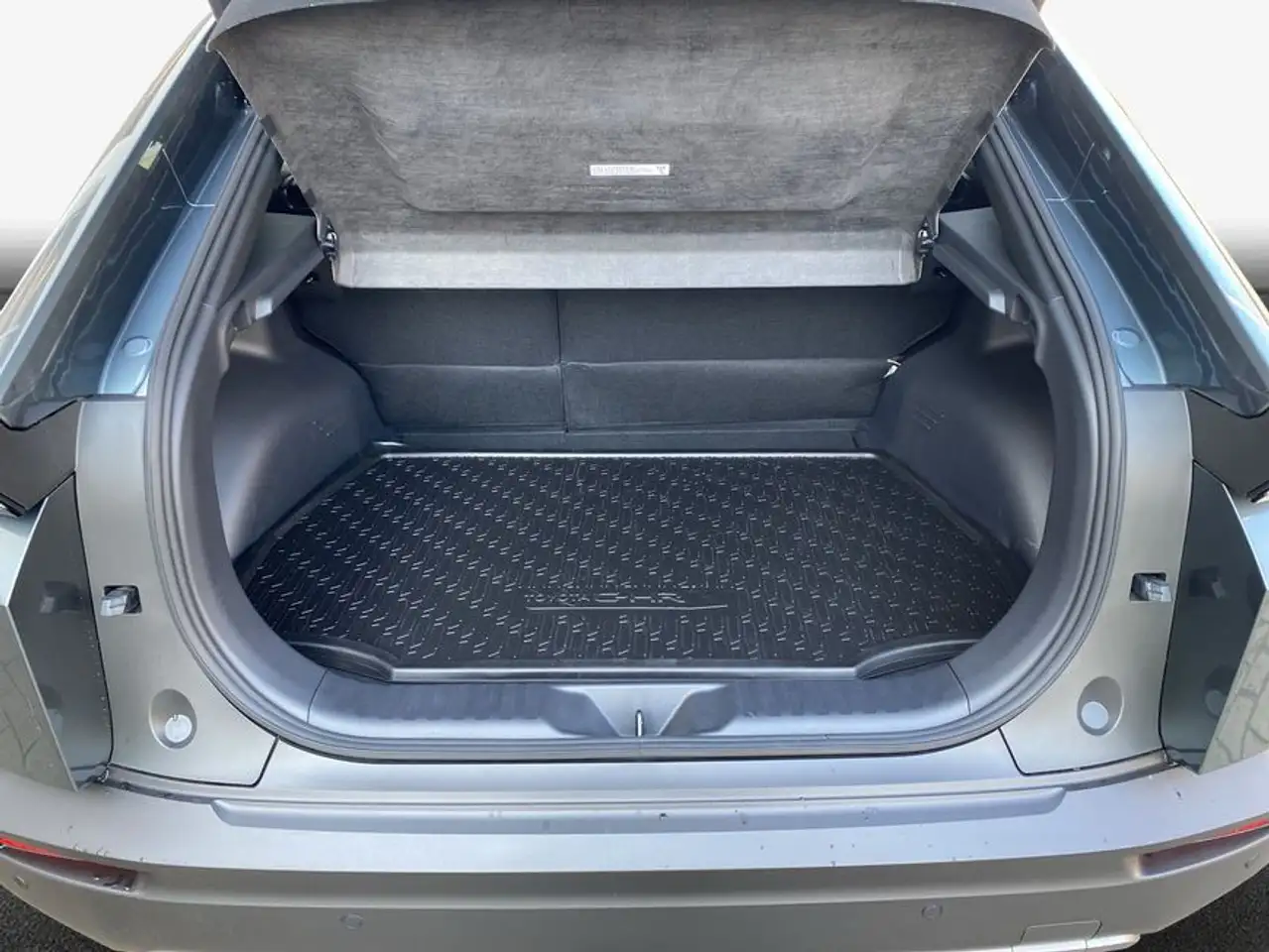 Toyota C-HR+ + 77kWh Teamplayer 165 kW, 5-türig (Strom) 9