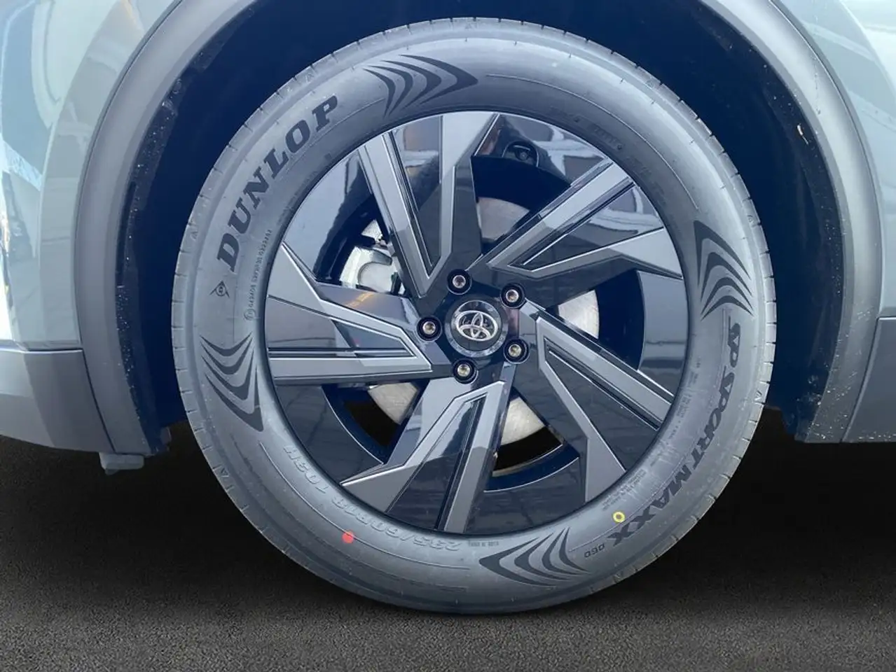 Toyota C-HR+ + 77kWh Teamplayer 165 kW, 5-türig (Strom) 7
