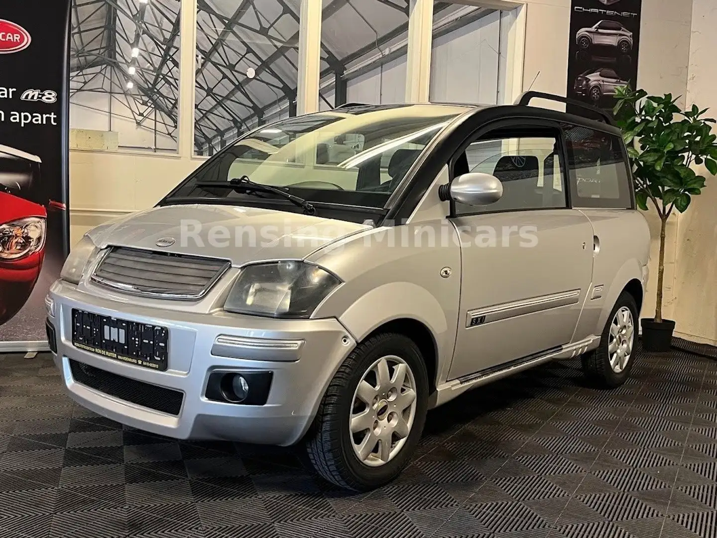 Microcar MC2 Campus XXL Kofferraum Mopedauto 45 KM Silber - 2