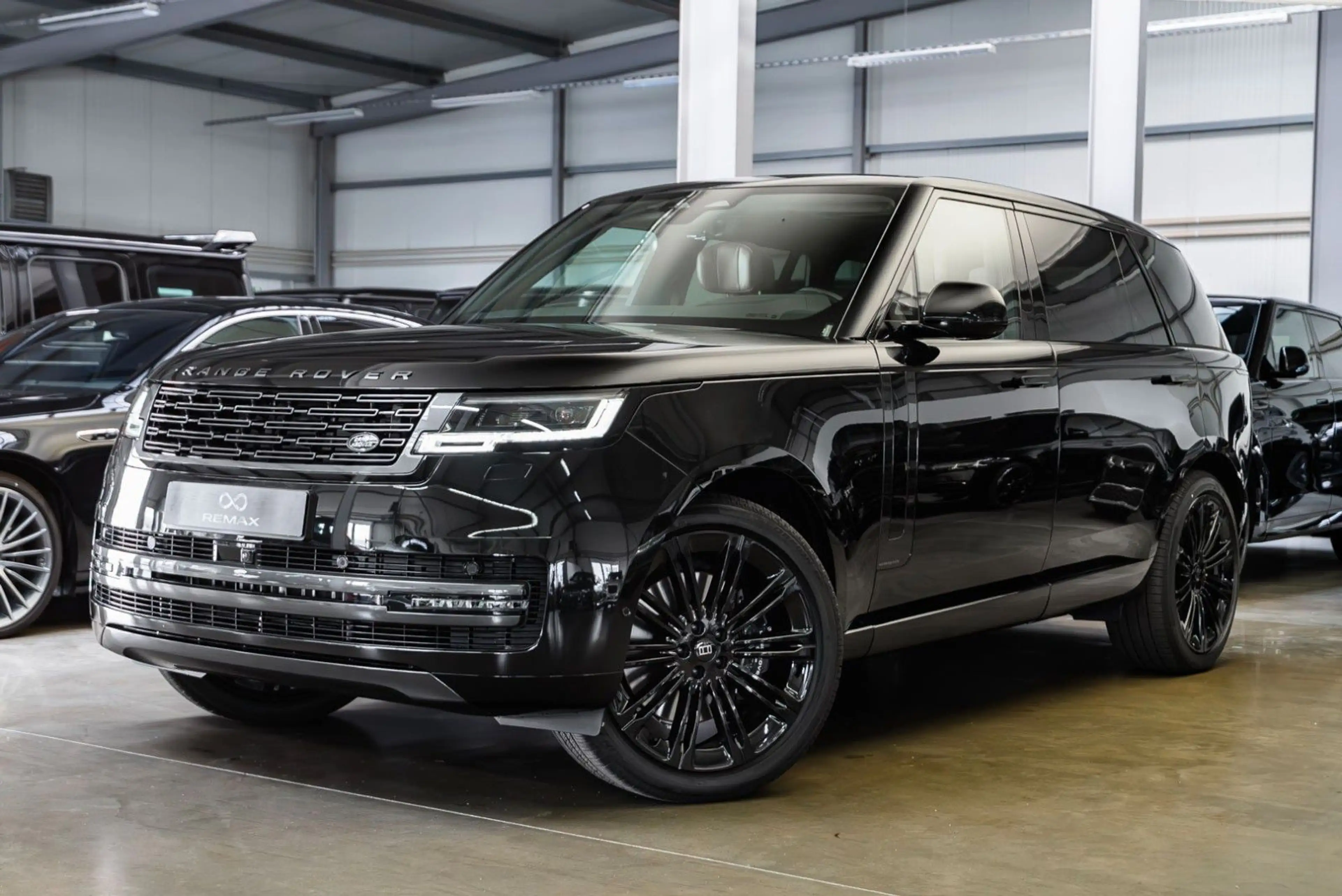 Land Rover Range Rover P380 LWB Autobiography / New MY 2027 — photo 6