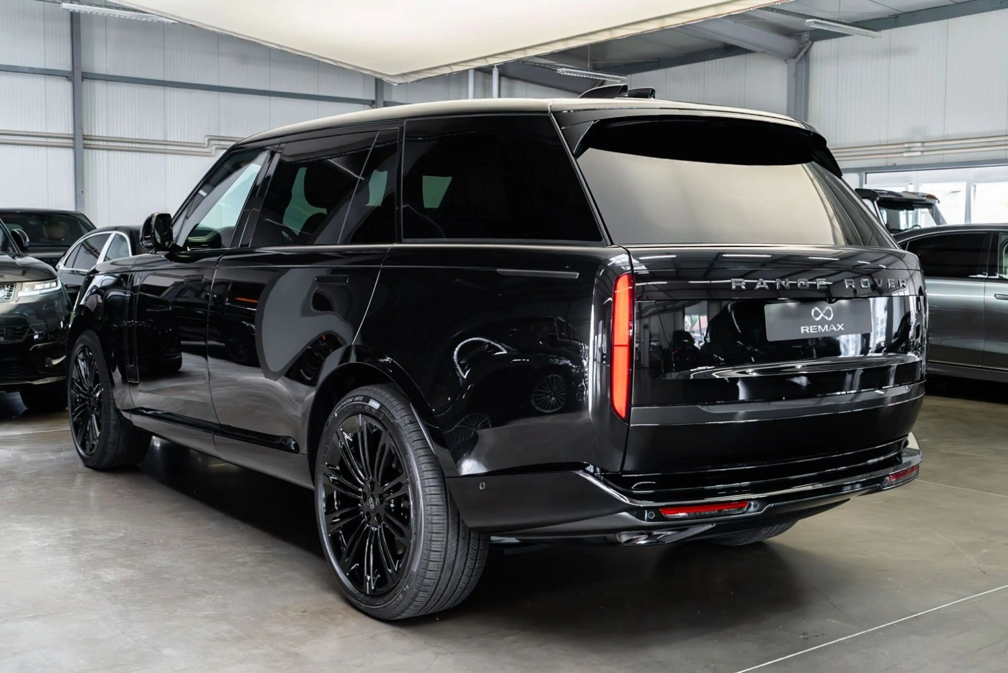 Land Rover Range Rover P380 LWB Autobiography / New MY 2027 — photo 10