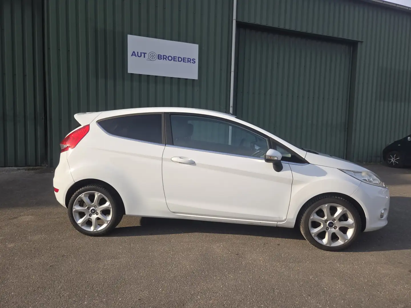 Ford Fiesta 1.4 Titanium AIRCO - GOED ONDERHOUDEN - LM VELGEN Weiß - 2