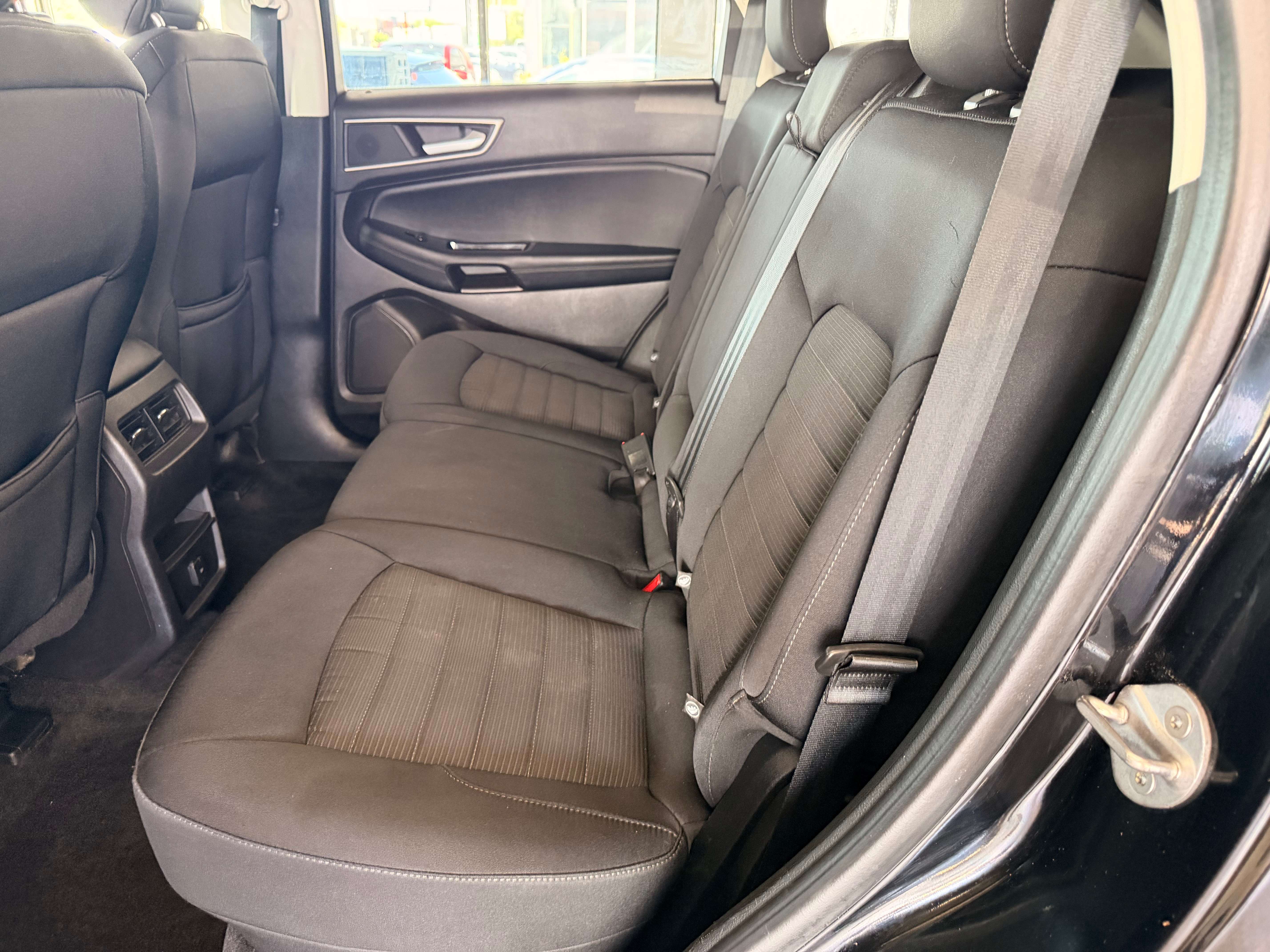 2017 Ford Edge SEL - Image 14