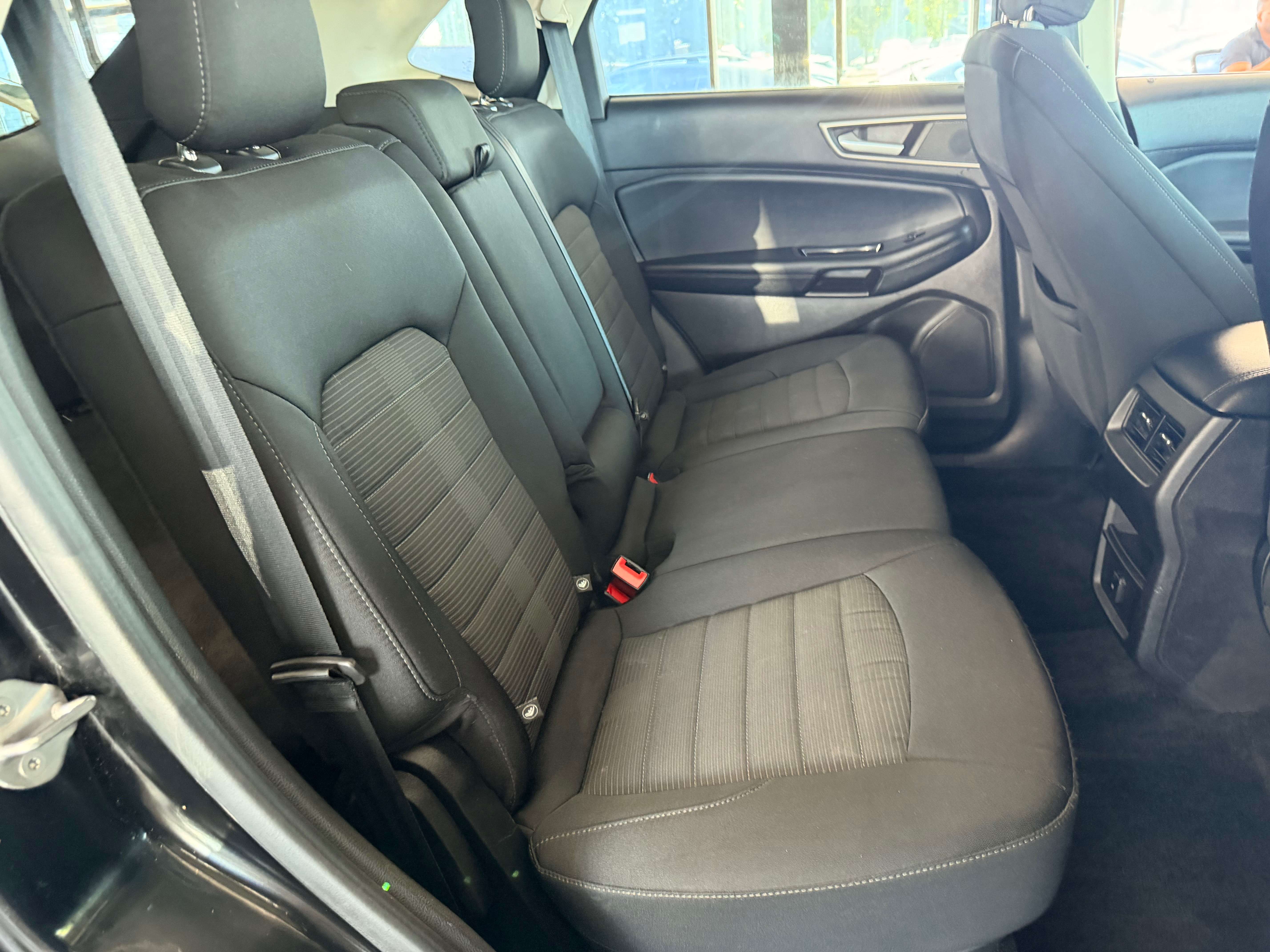 2017 Ford Edge SEL - Image 12