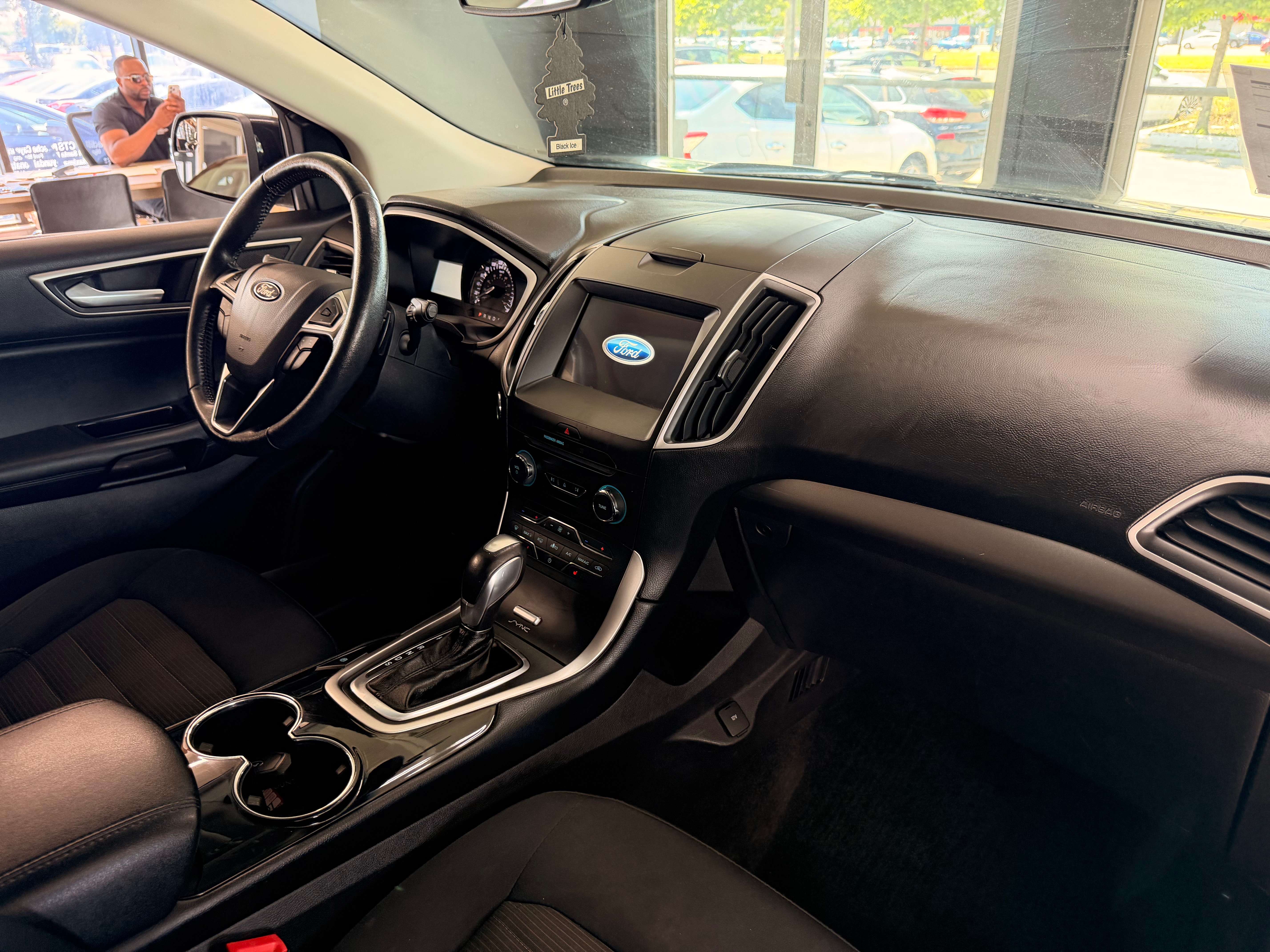 2017 Ford Edge SEL - Image 10